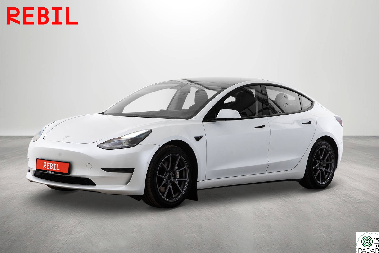 TESLA Model 3 580km (WLTP)/LR/AWD/Krok/MCU2/Navi/Rkam/Pano/AP/V.pumpe