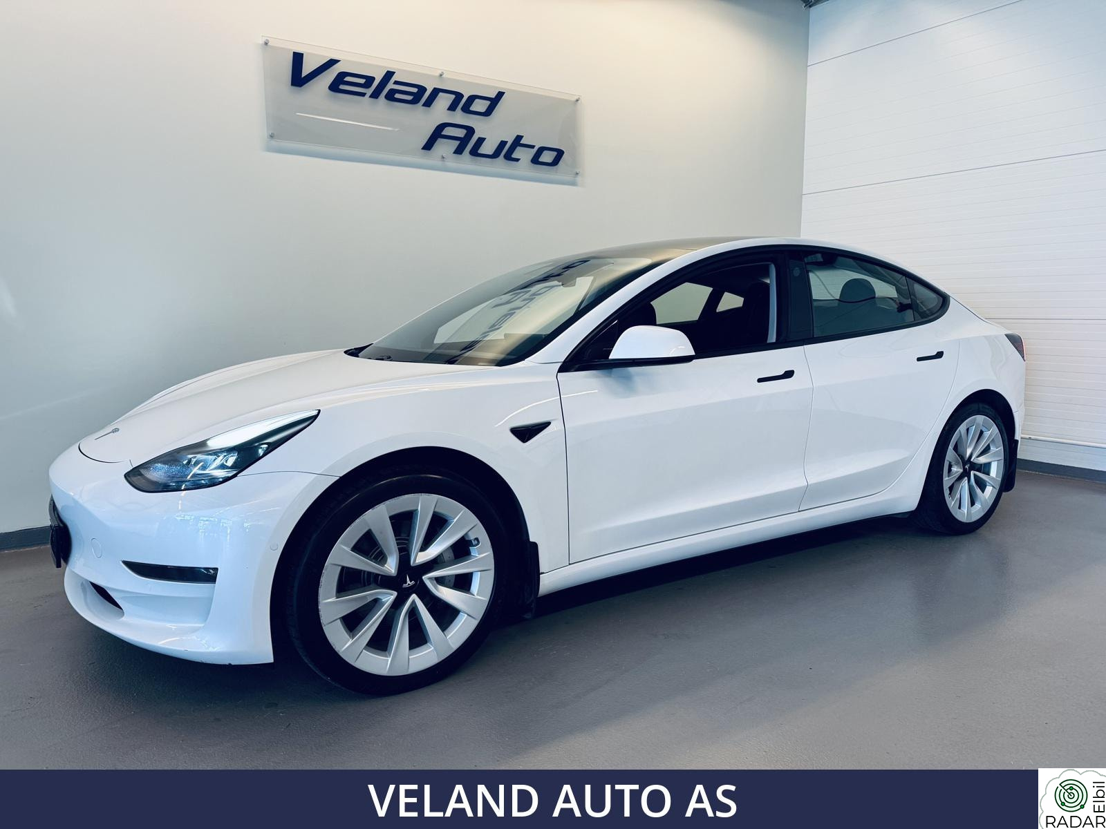 TESLA Model 3 LONG RANGE 580 KM WLTP/SKINN/PREMIUM/V PUMPE/KROK