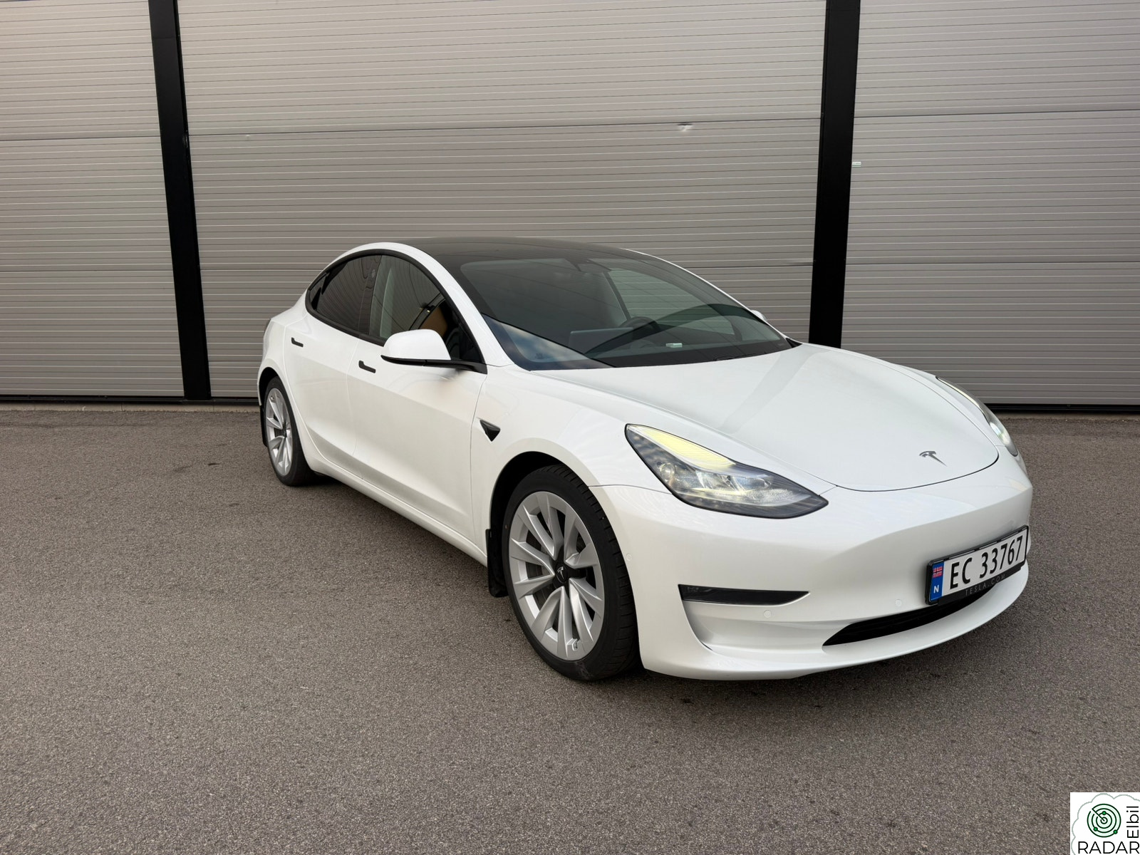 TESLA Model 3 Long Range AWD