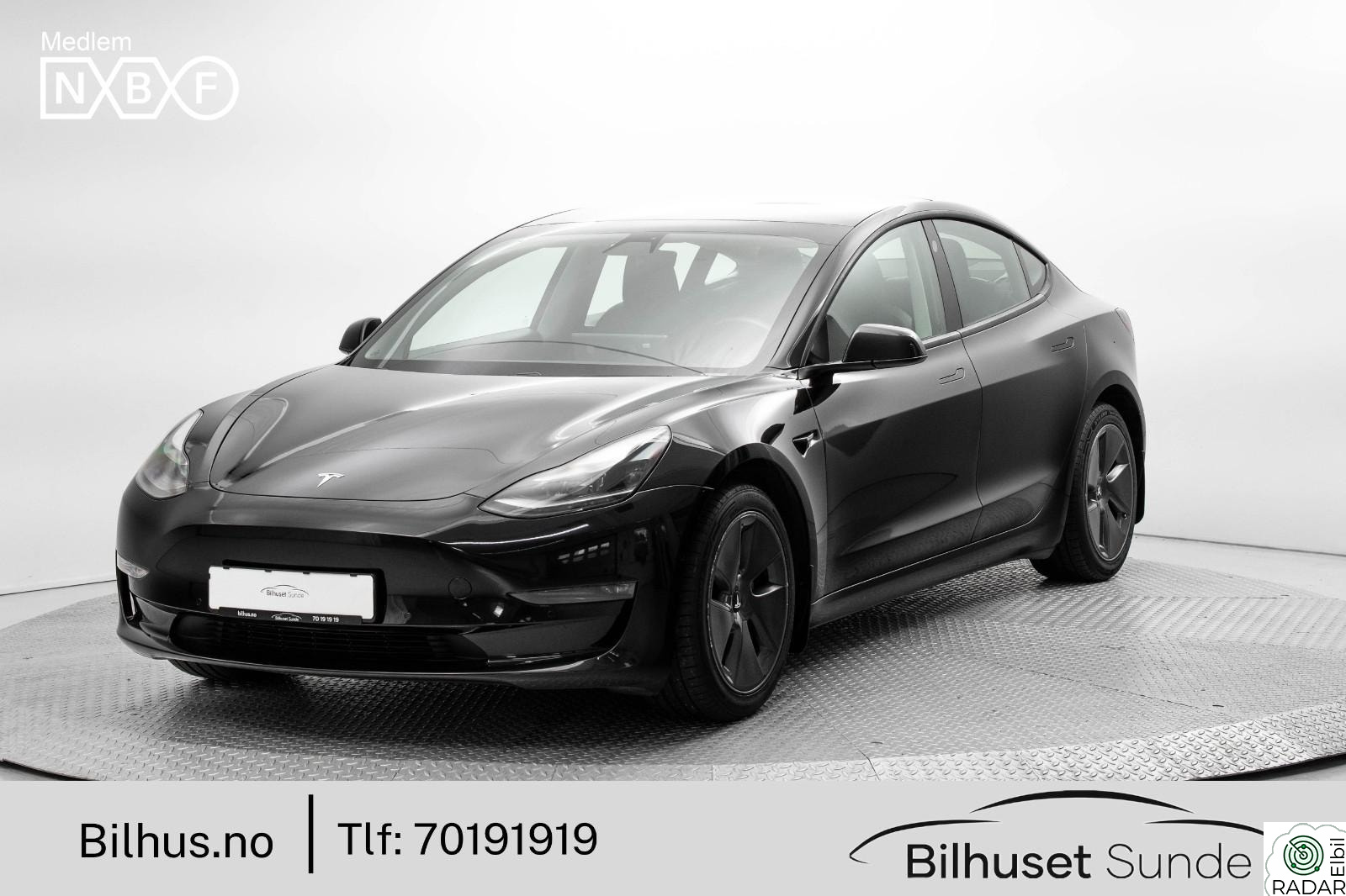TESLA Model 3 Long Range AWD Premium,Panorama,Skinn,ACC,R.Kam++++