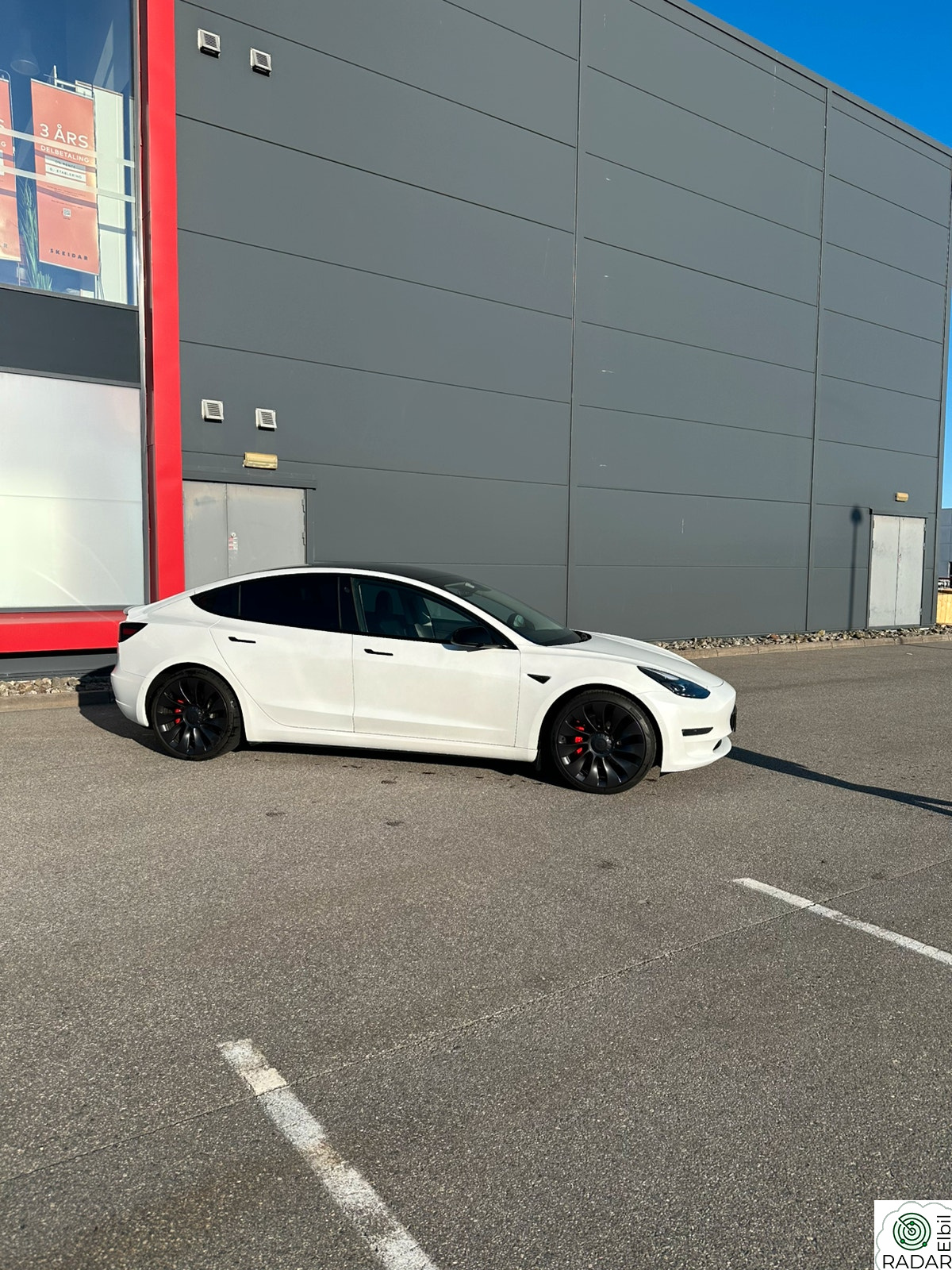 TESLA Model 3 Performance AWD