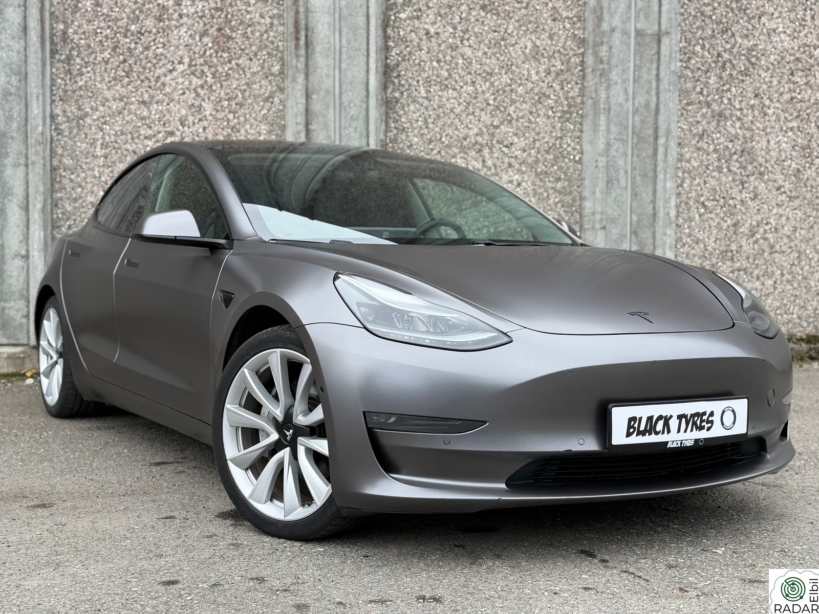 TESLA Model 3 Long Range AWD//Nytt batteri/PremiumLyd/Facelift/614 KM