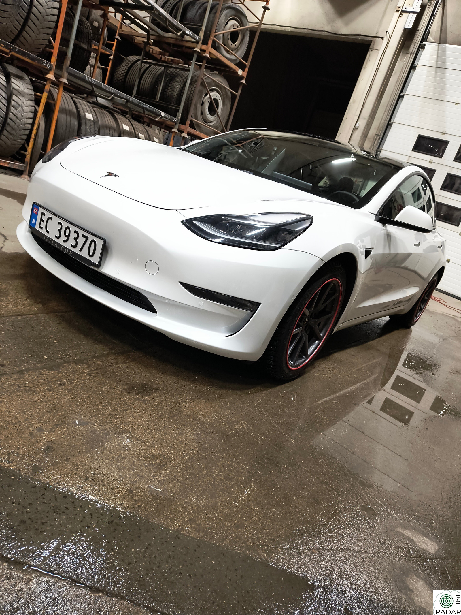 TESLA Model 3 Long Range AWD