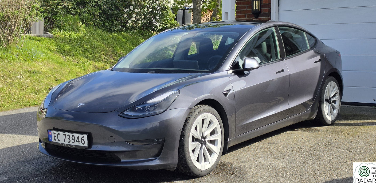 TESLA Model 3 Long Range AWD