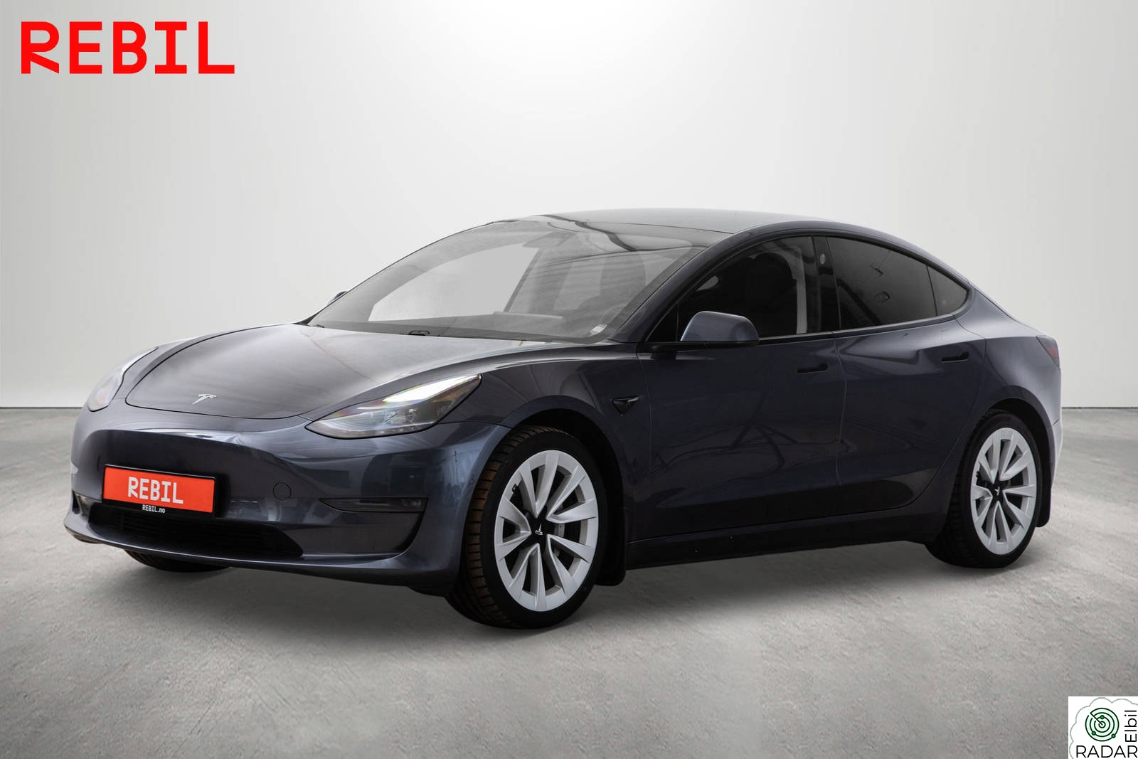 TESLA Model 3 614km (WLTP)/LR/AWD/MCU2/Navi/R.kam/Pano/AP/V.pumpe