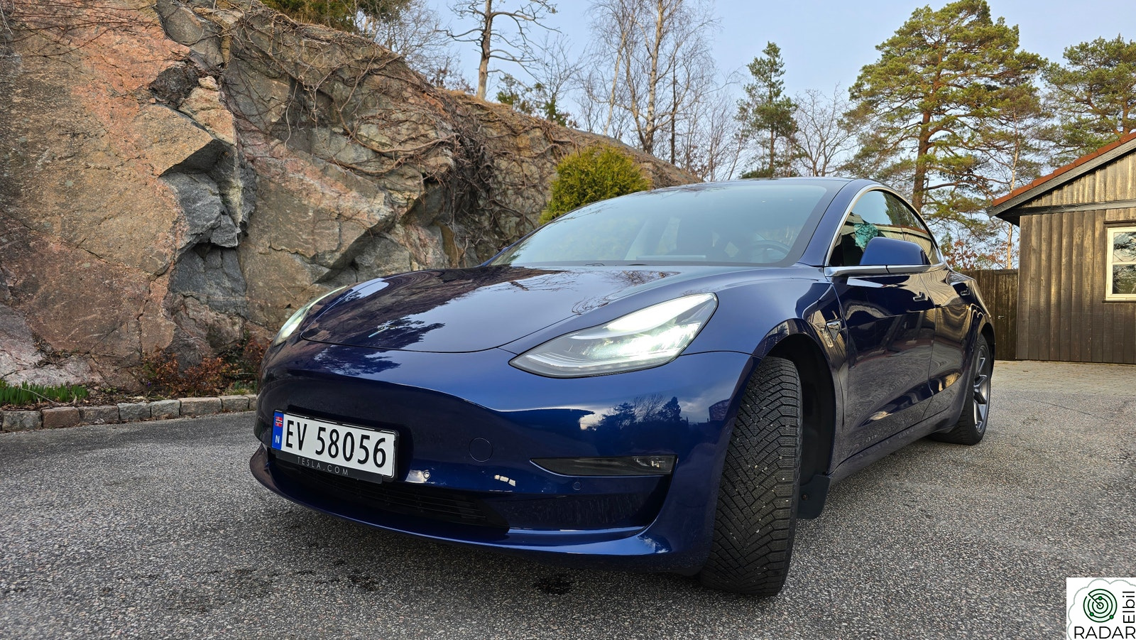 TESLA Model 3 Long Range AWD Nye testvinnende vinterdekk