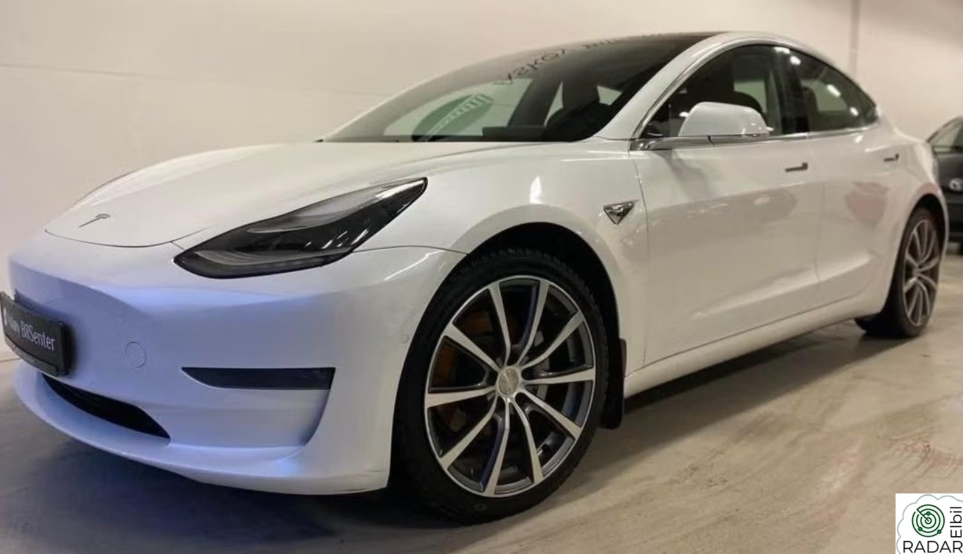 TESLA Model 3 Long Range AWD