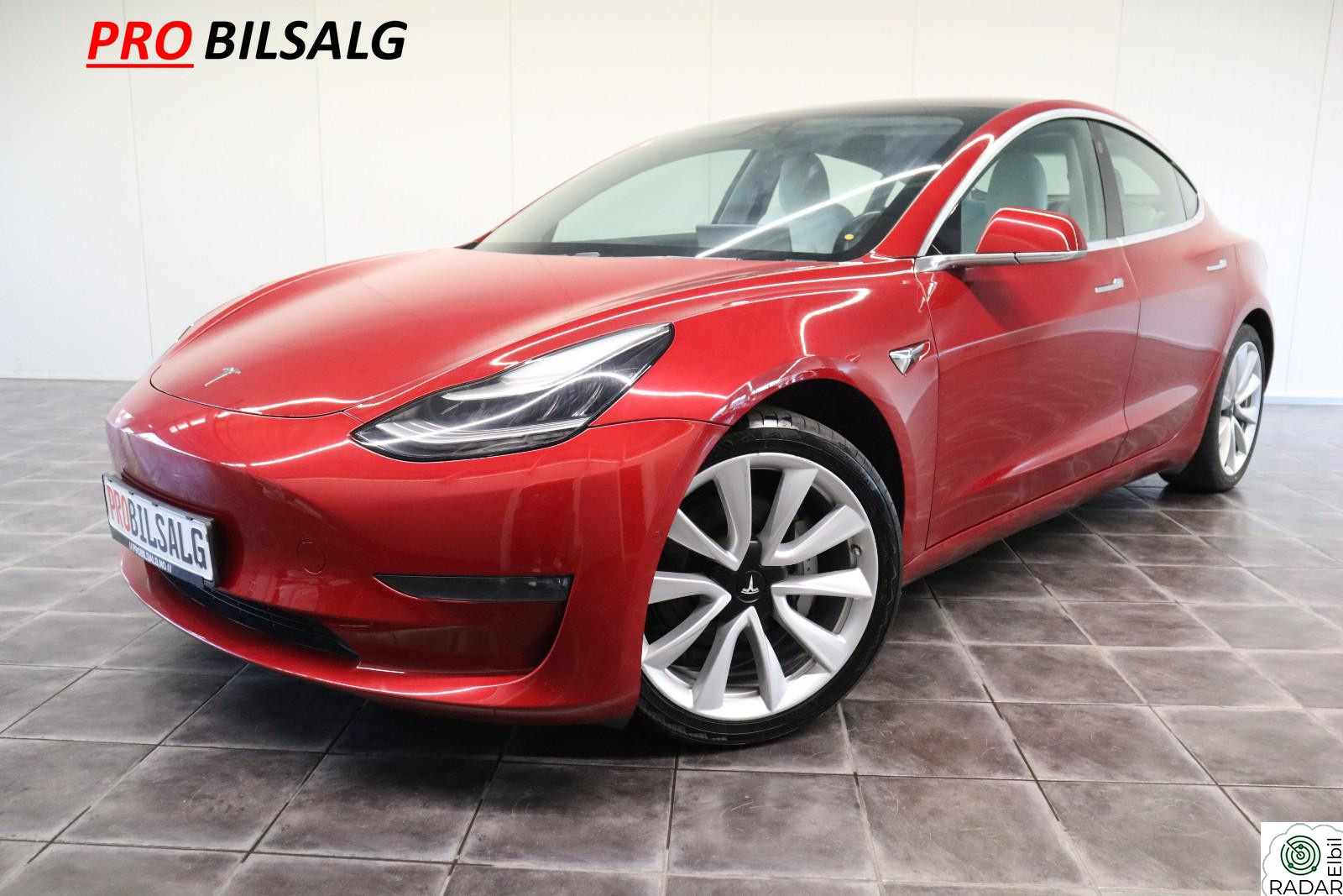 TESLA Model 3 LONG RANGE AWD 560 KM/AUTOPILOT/VINTERPAKKE/LED ++