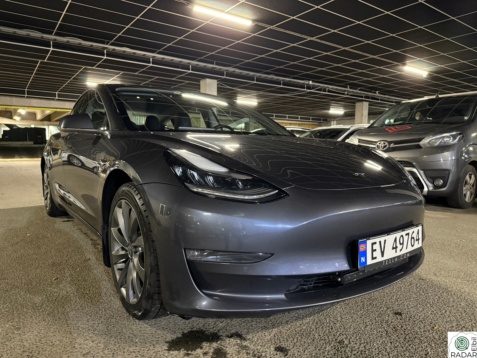 TESLA Model 3 Long Range AWD Premium