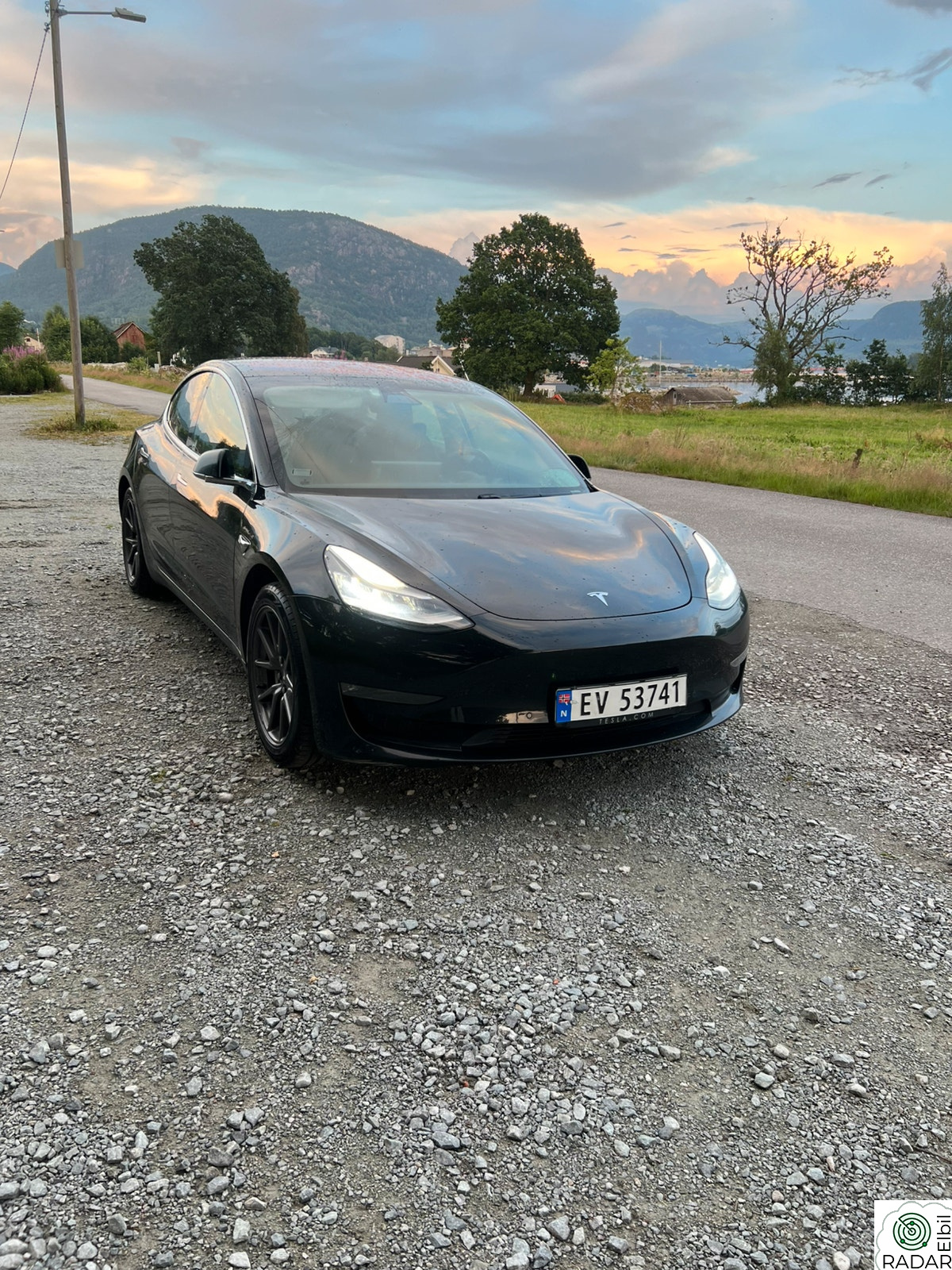 TESLA Model 3 Long Range AWD
