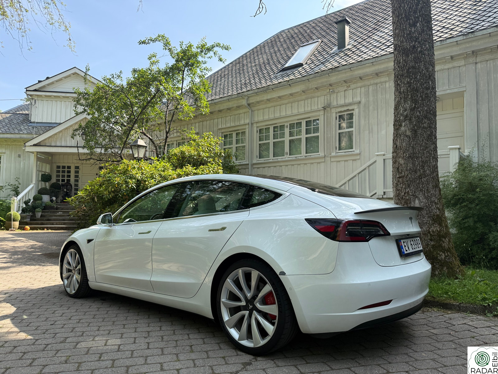TESLA Model 3 Performance AWD