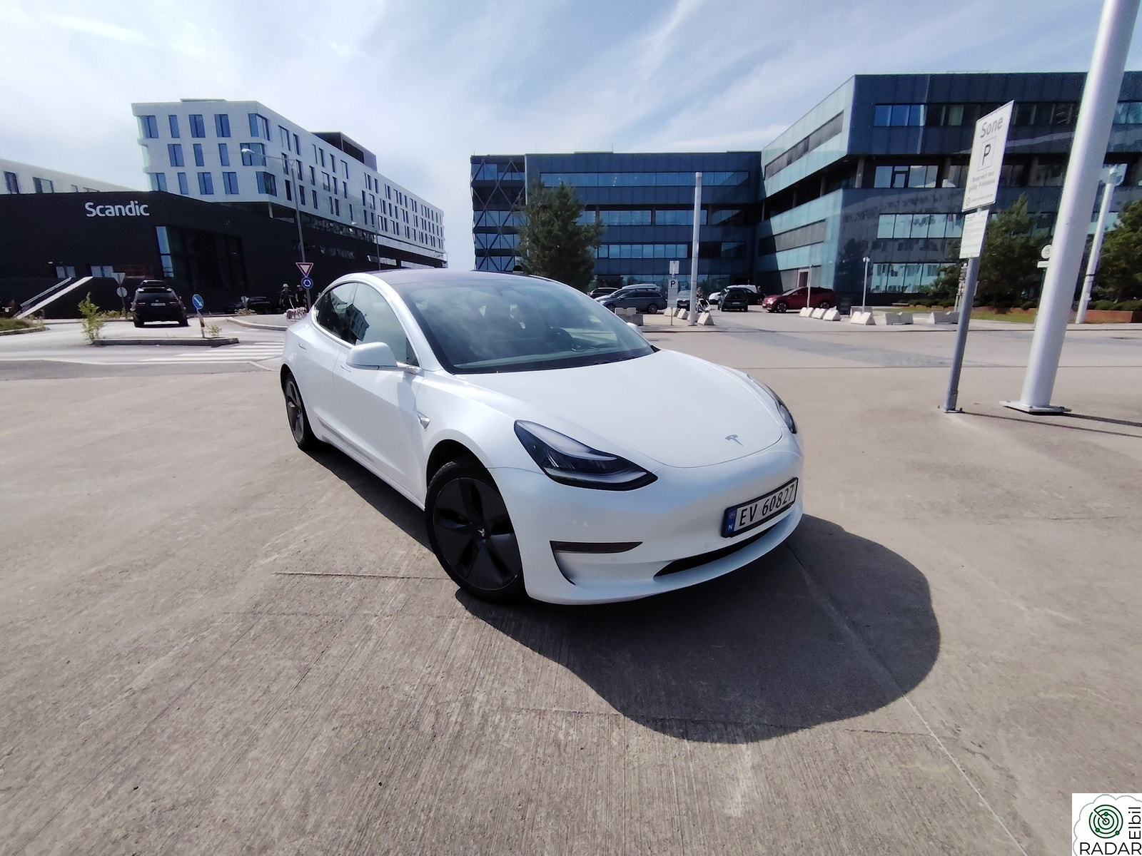 TESLA Model 3 Long Range AWD