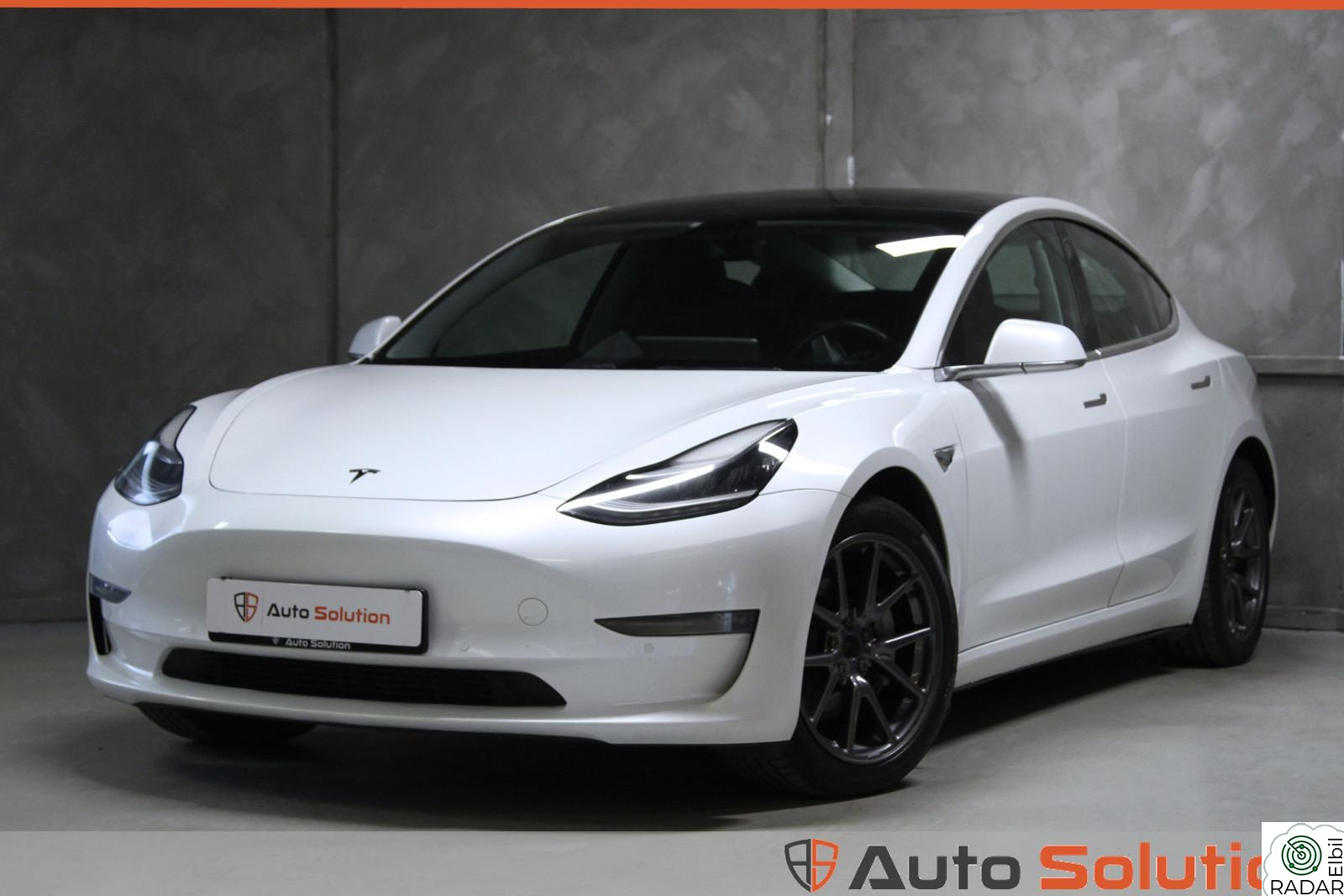 TESLA Model 3 AWD LONG RANGE| AUTOPILOT 2.5| PREMIUM| 18"| OUTLET