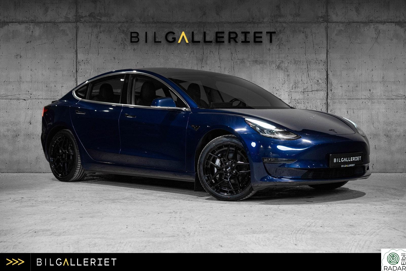 TESLA Model 3 LONGRANGE/AWD/560KM/PREMIUMLYD/PANORAMA/INNBYTTE