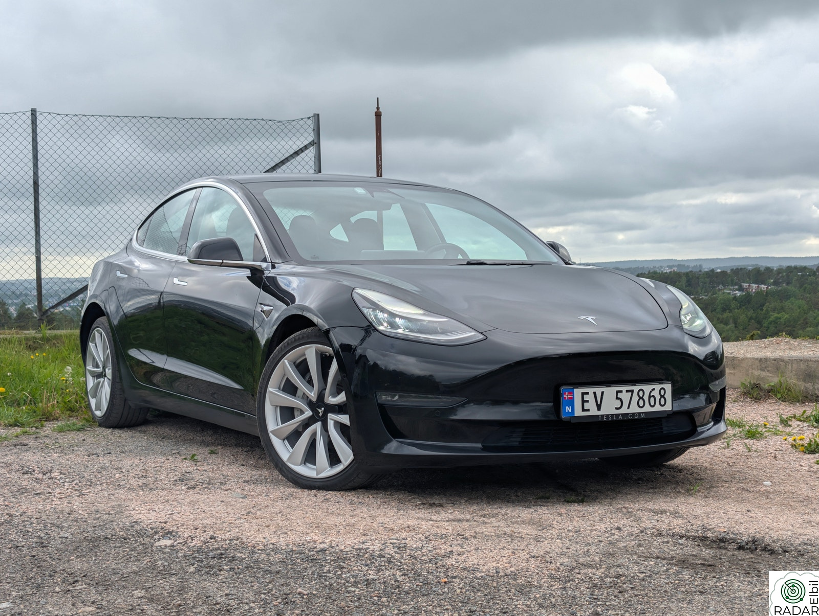 TESLA Model 3 Long Range AWD