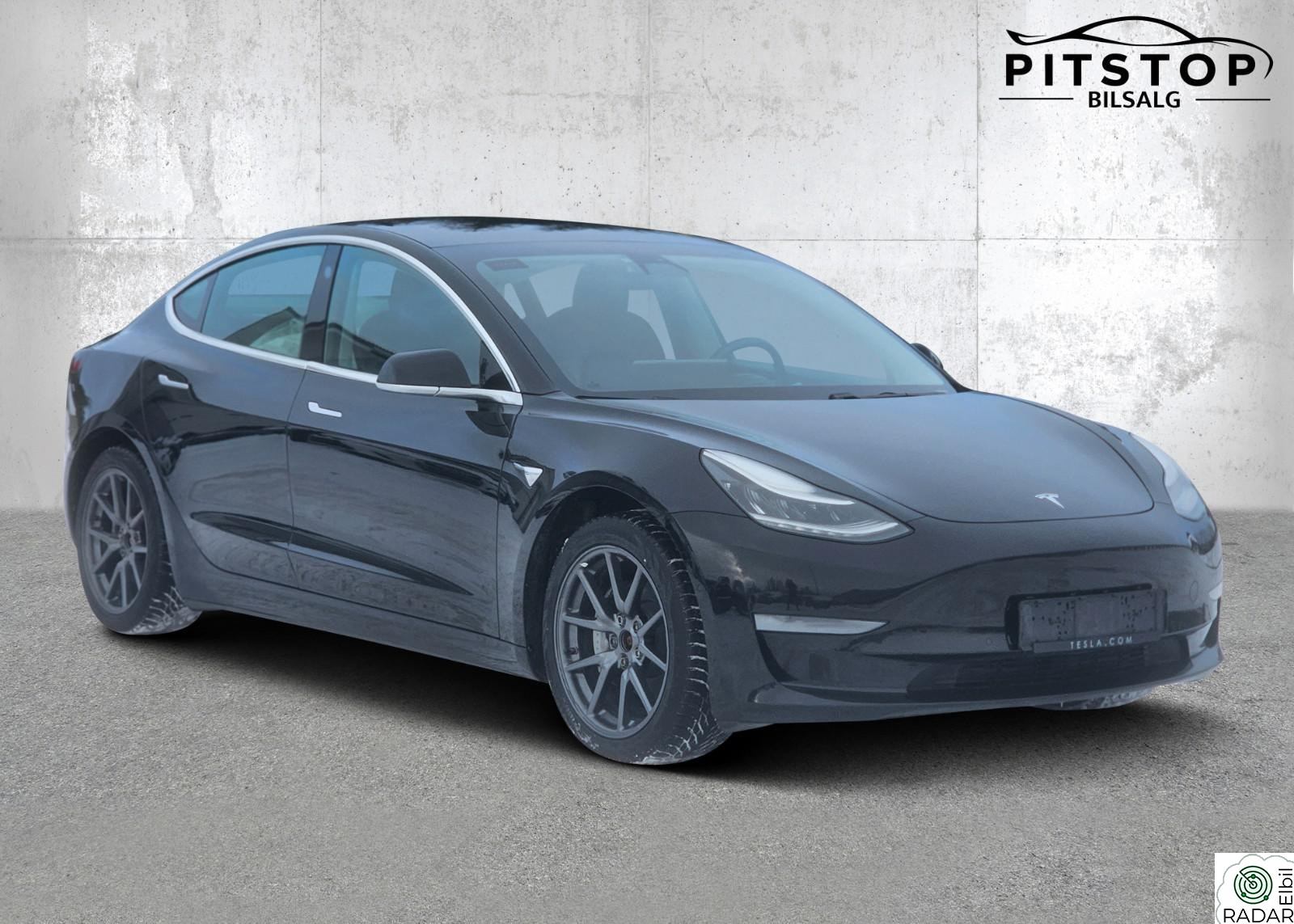 TESLA Model 3 AWD Longrange 560km Autopilot FSD Premium Euok 02/2028