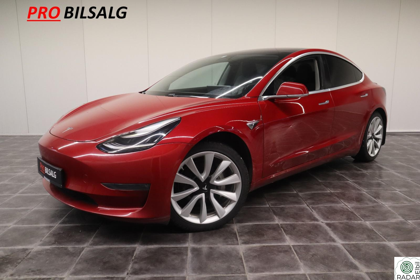 TESLA Model 3 AWD LONG RANGE 560 KM/AUTOPILOT 3 FSD/360 KAMERA/PANO