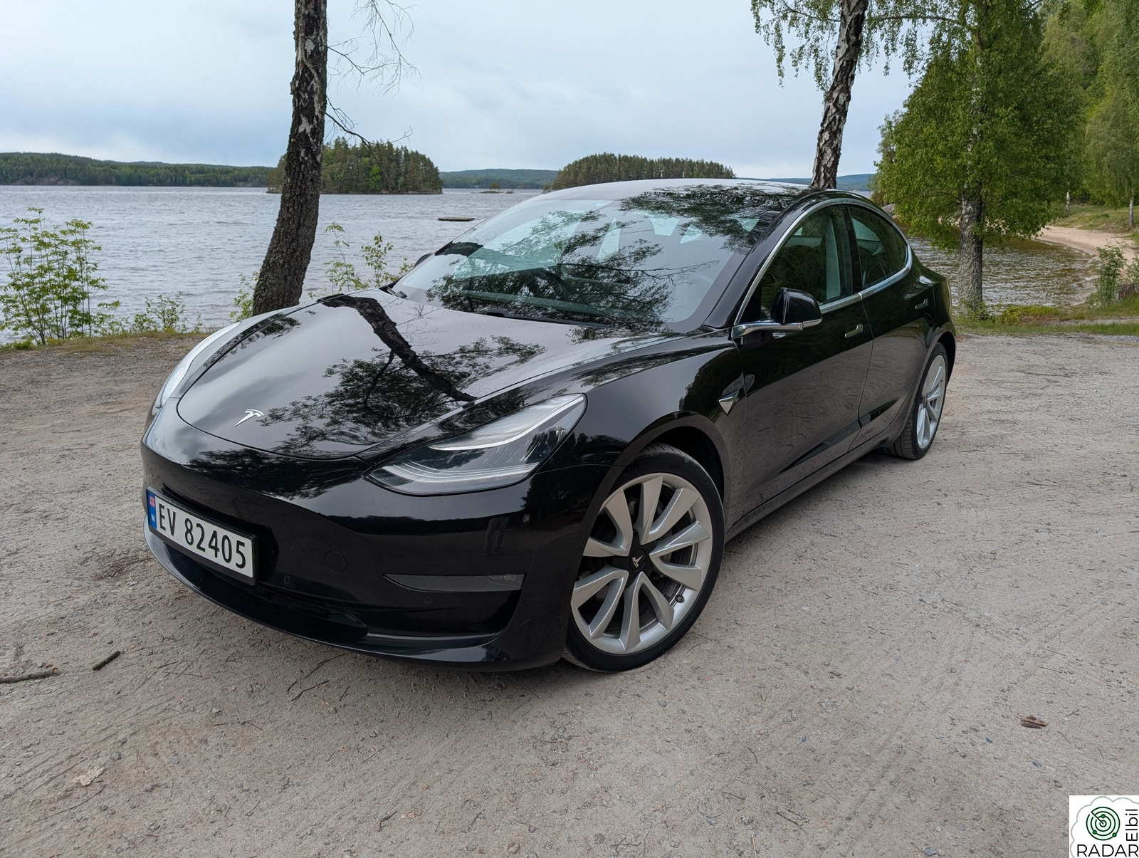 TESLA Model 3 Long Range AWD