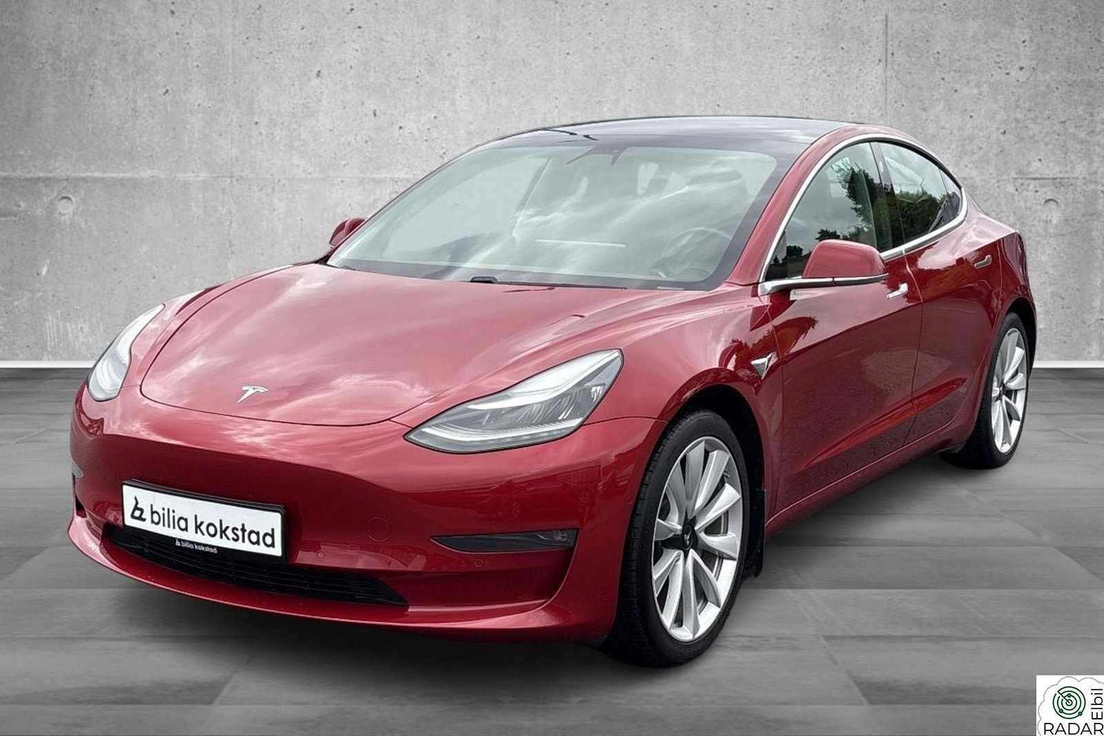 TESLA Model 3 Premium/Autopilot/Skinn/R Kamera/S+V
