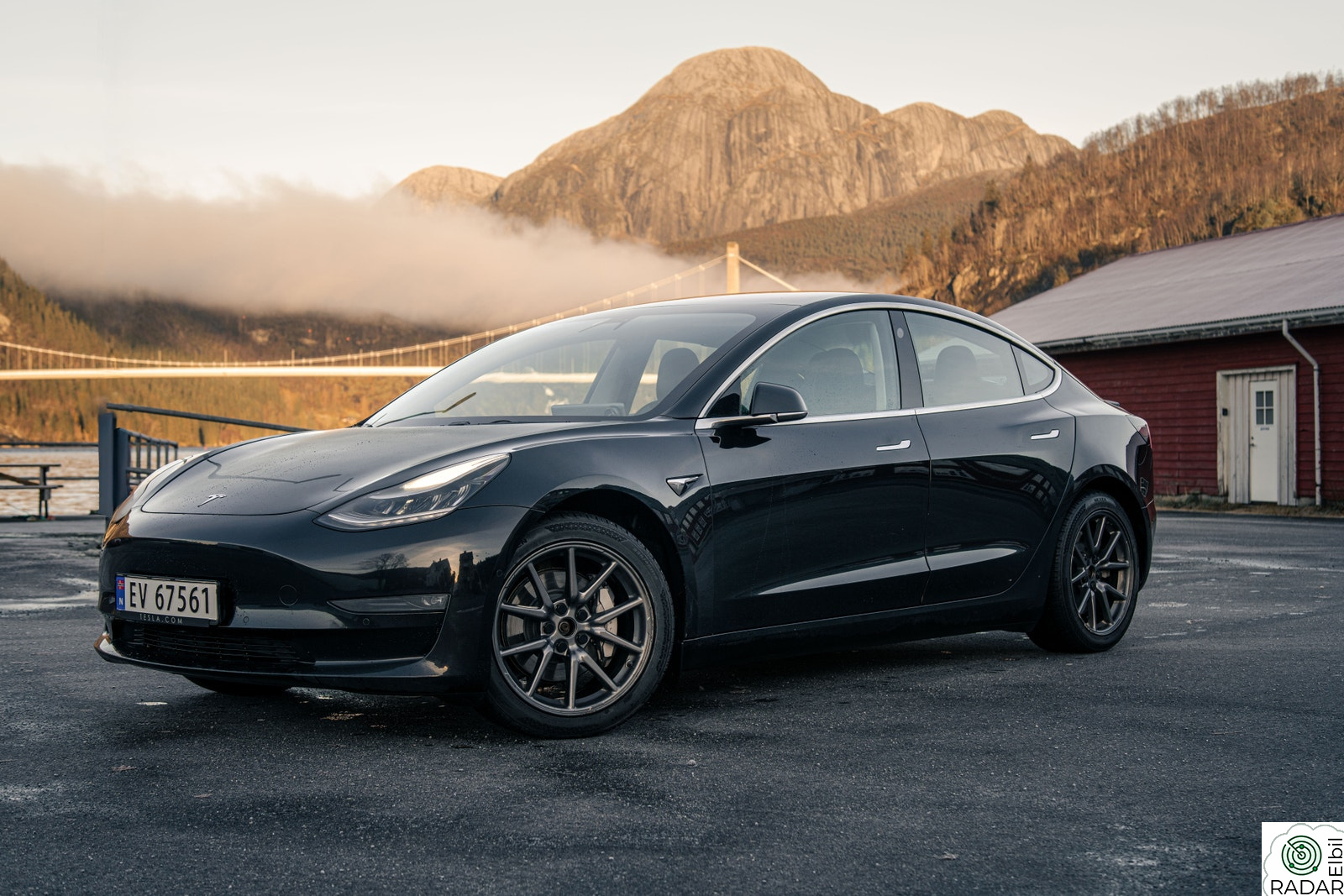 TESLA Model 3 Long Range AWD