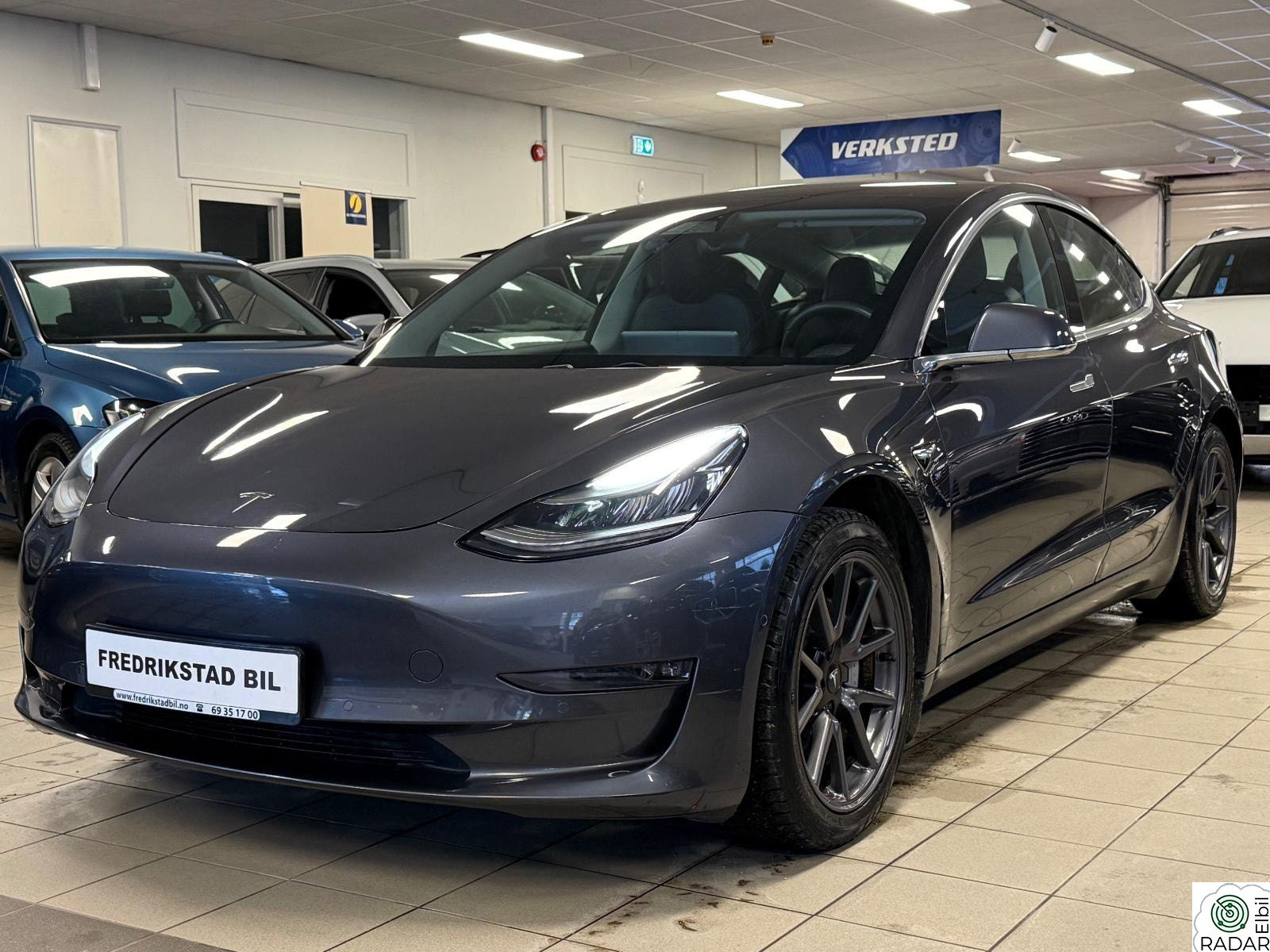 TESLA Model 3 STEALTH PERFORMANCE-AWD-SKINN-PANO-PREMIUM-ACC-LED