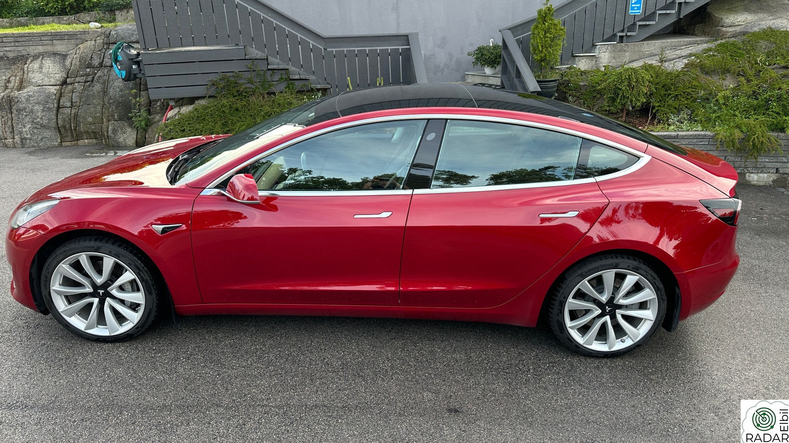 TESLA Model 3 Long Range AWD