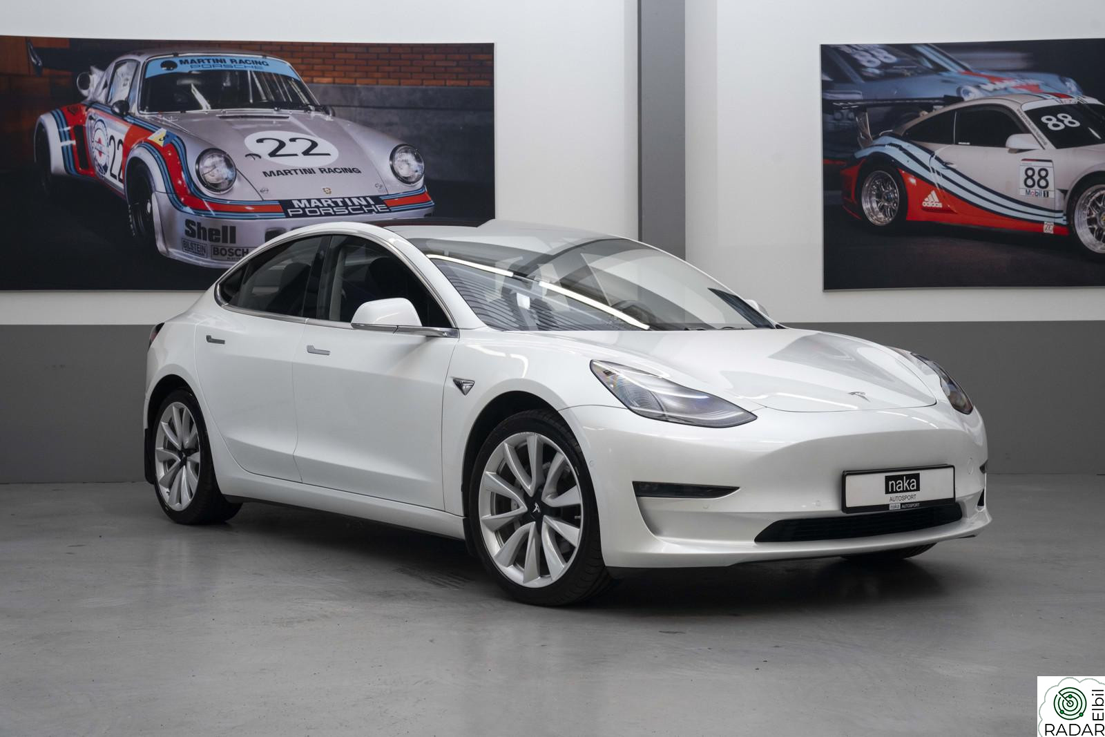 TESLA Model 3 Long Range AWD/Autopilot/Premium/Hengerfeste/2 Hjulsett
