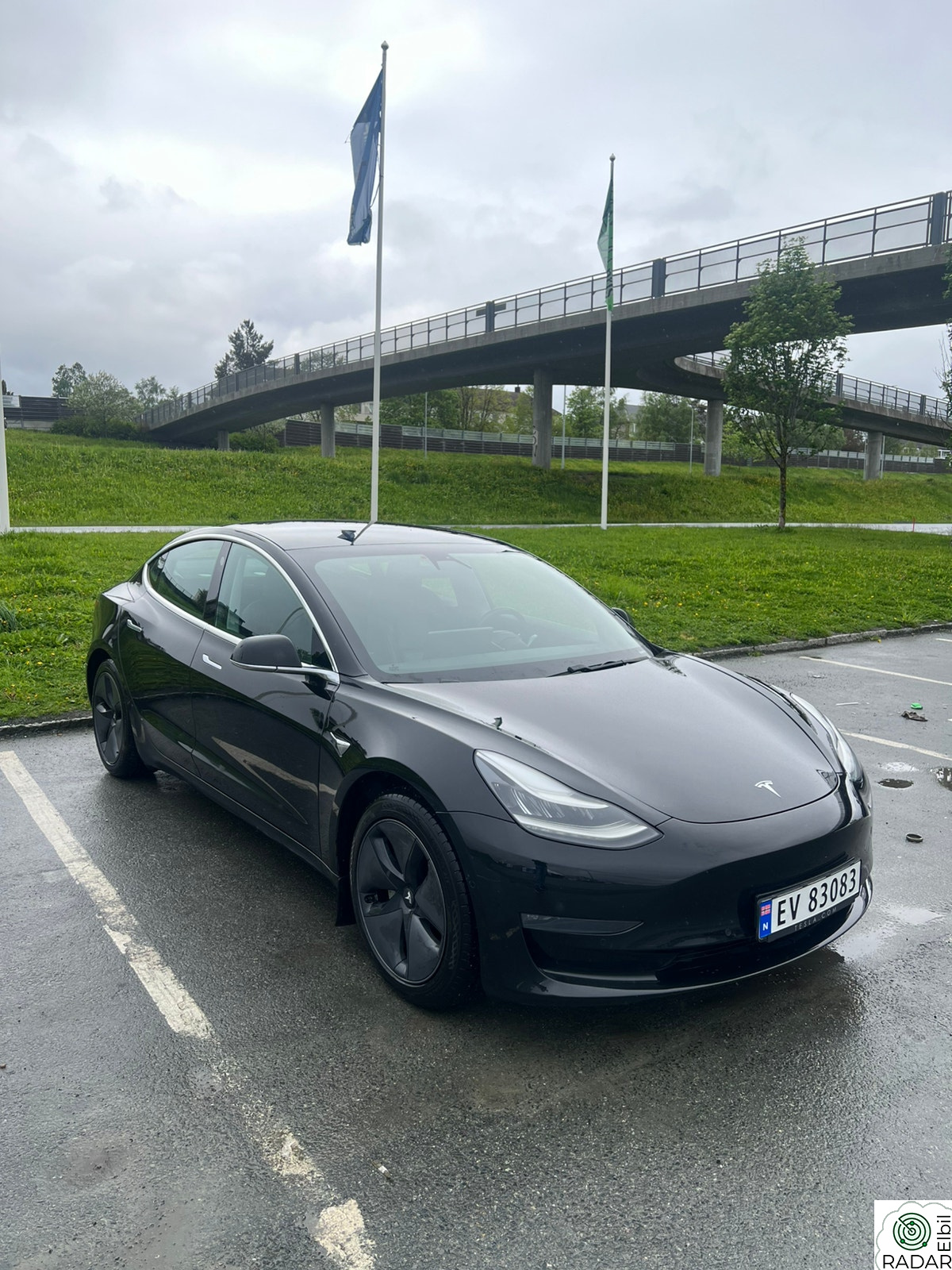 TESLA Model 3 Long Range AWD
