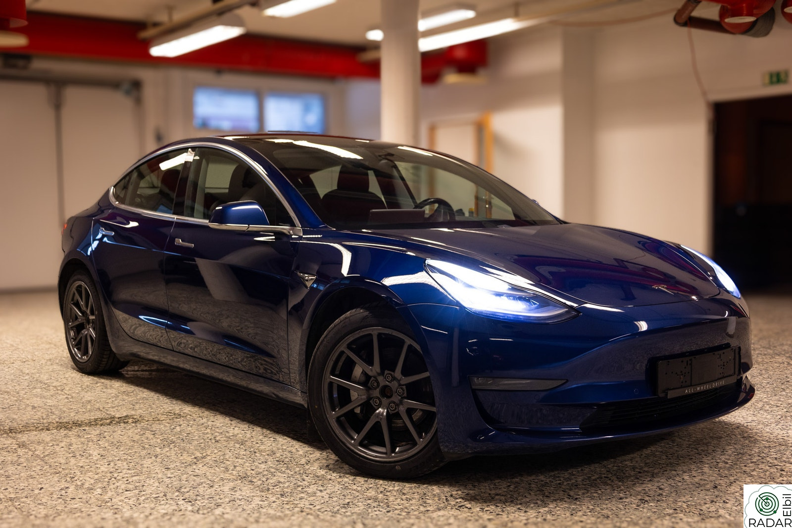 TESLA Model 3 Long Range AWD
