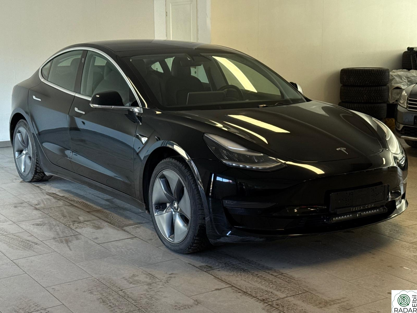 TESLA Model 3 Long Range Led-Bar Autopilot Krok Vinterpakke EU-04.28