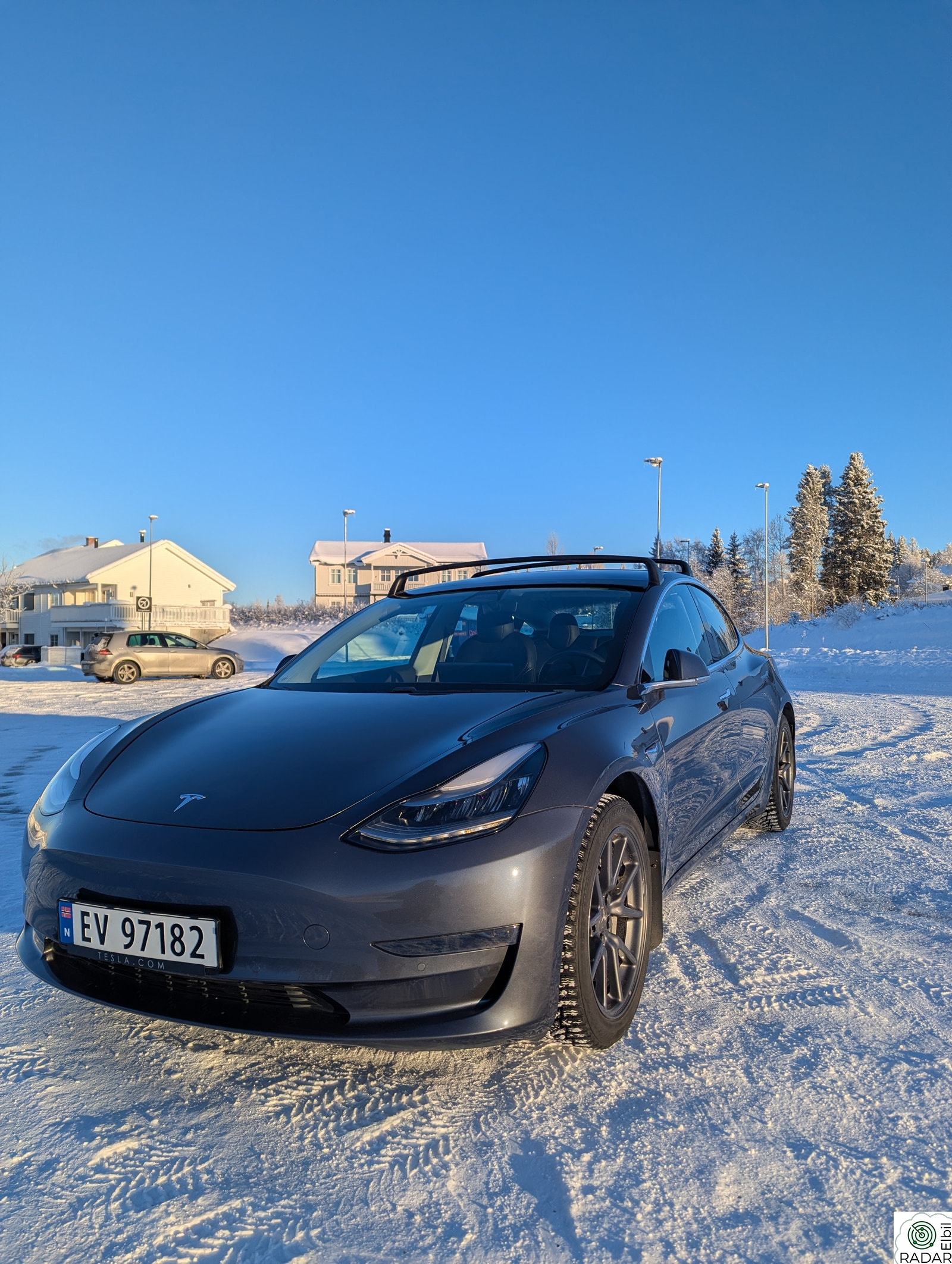 TESLA Model 3 Long Range AWD