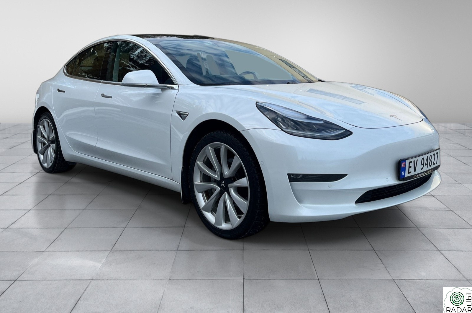 TESLA Model 3 Long Range AWD