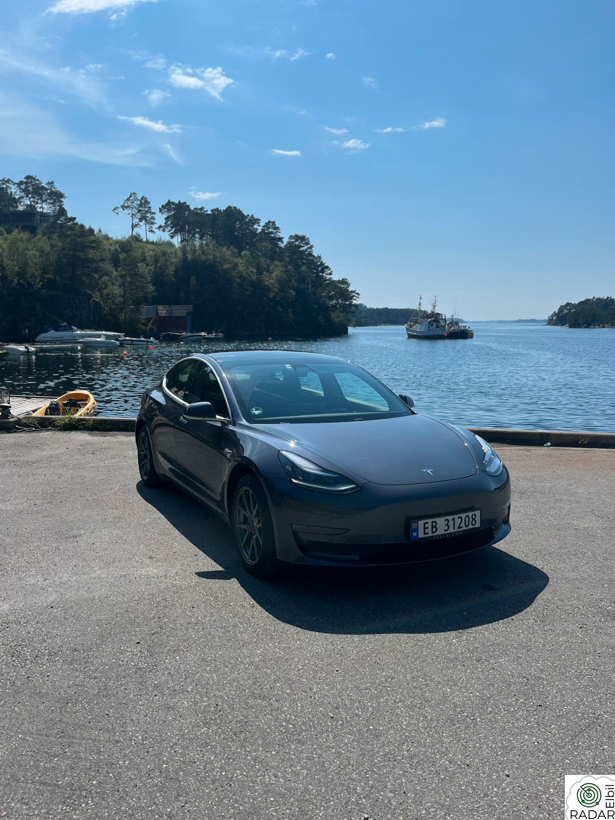 TESLA Model 3 Long Range AWD