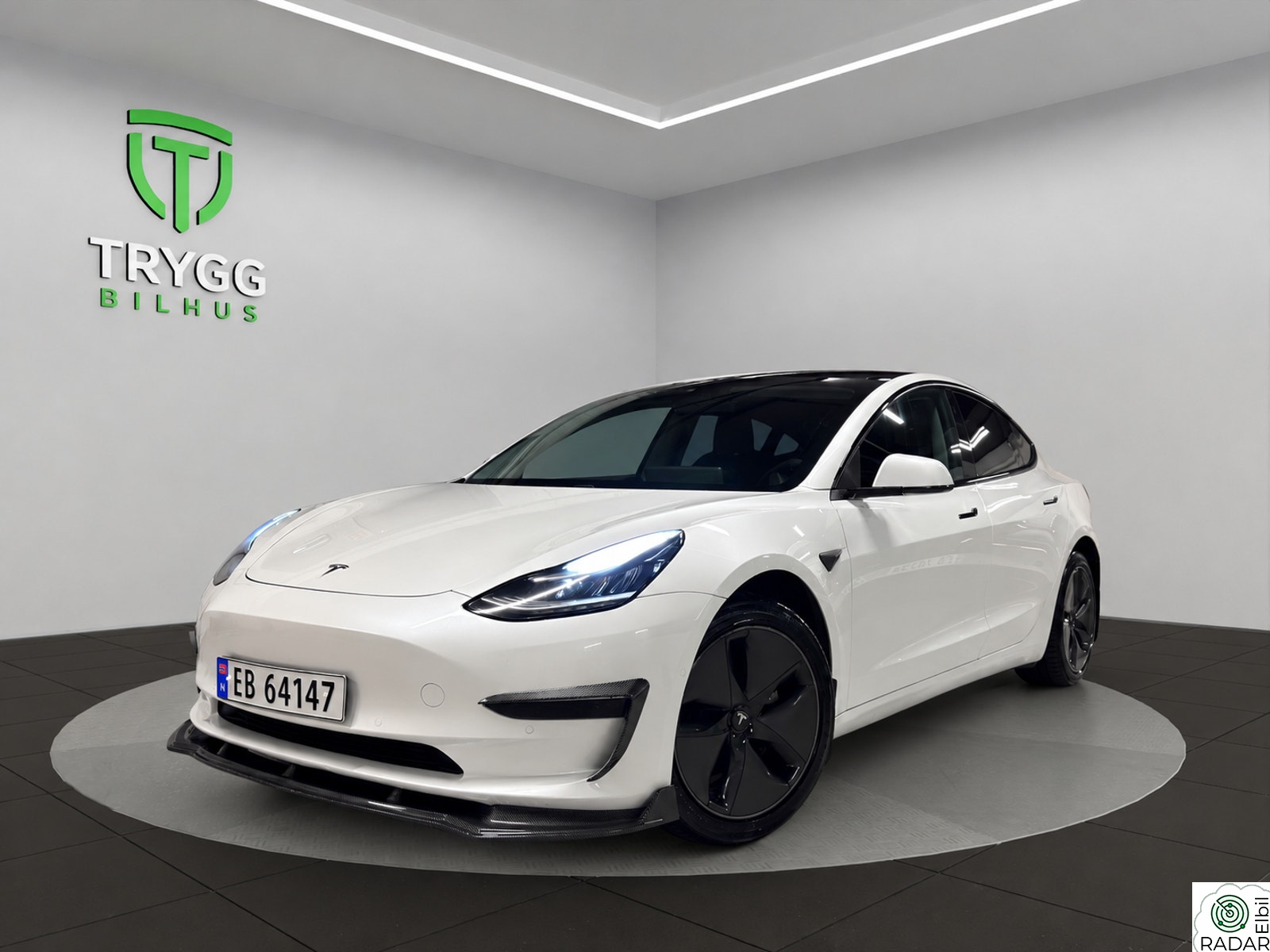 TESLA Model 3 Long Range AWD / Ny-EU / Krok / Påkostet / Nye-Dekk