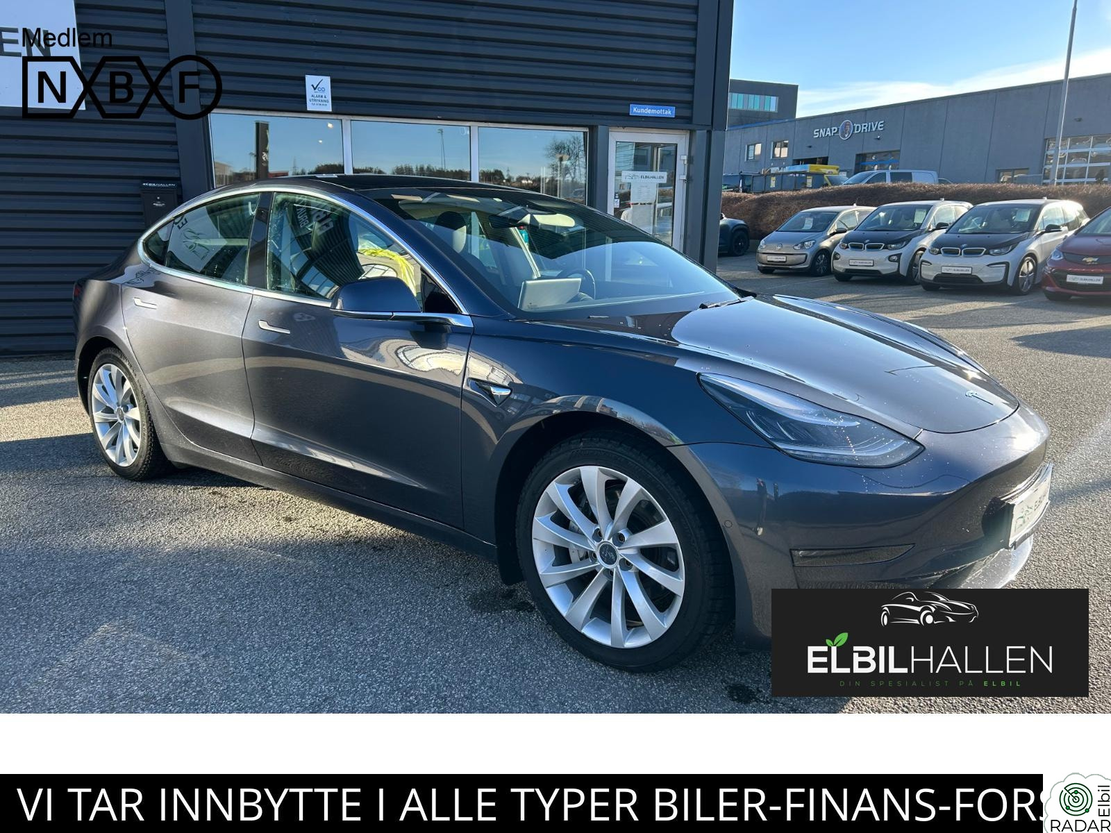 TESLA Model 3 LONG RANGE/AWD/PREMIUM/AUTOPILOT/HENGERFESTE/19" HJUL++