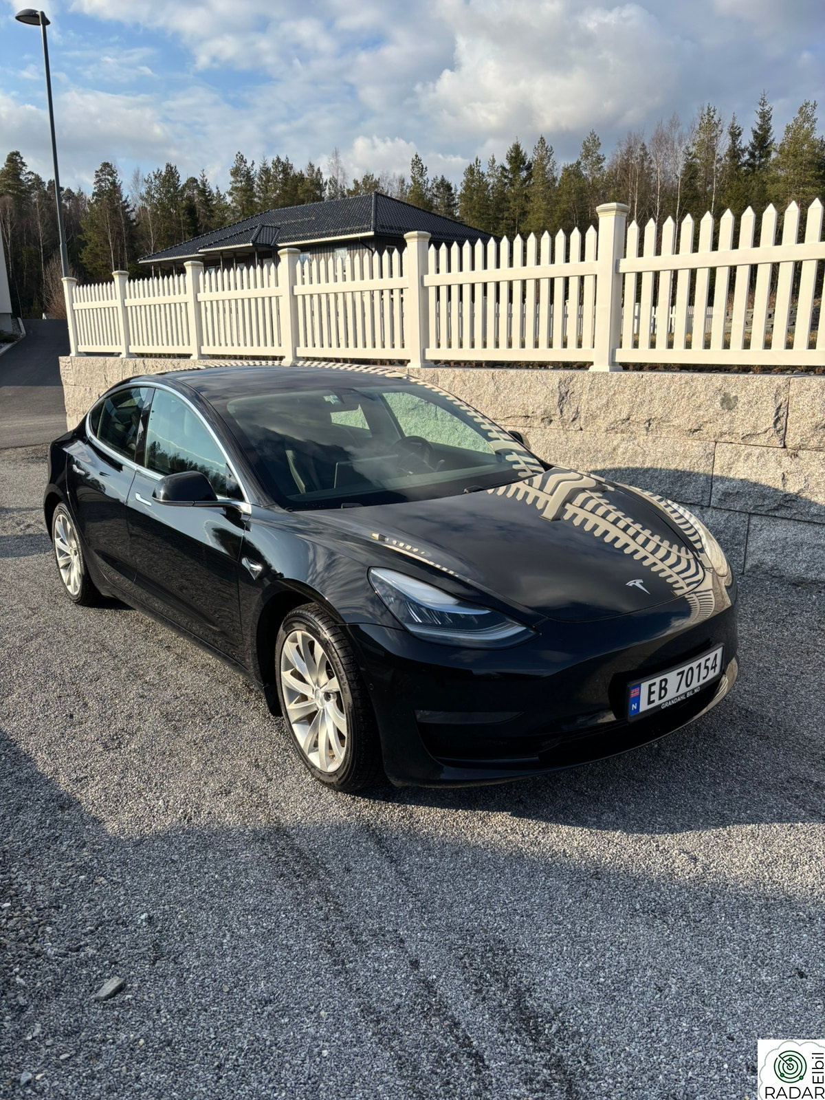 TESLA Model 3 Long Range AWD