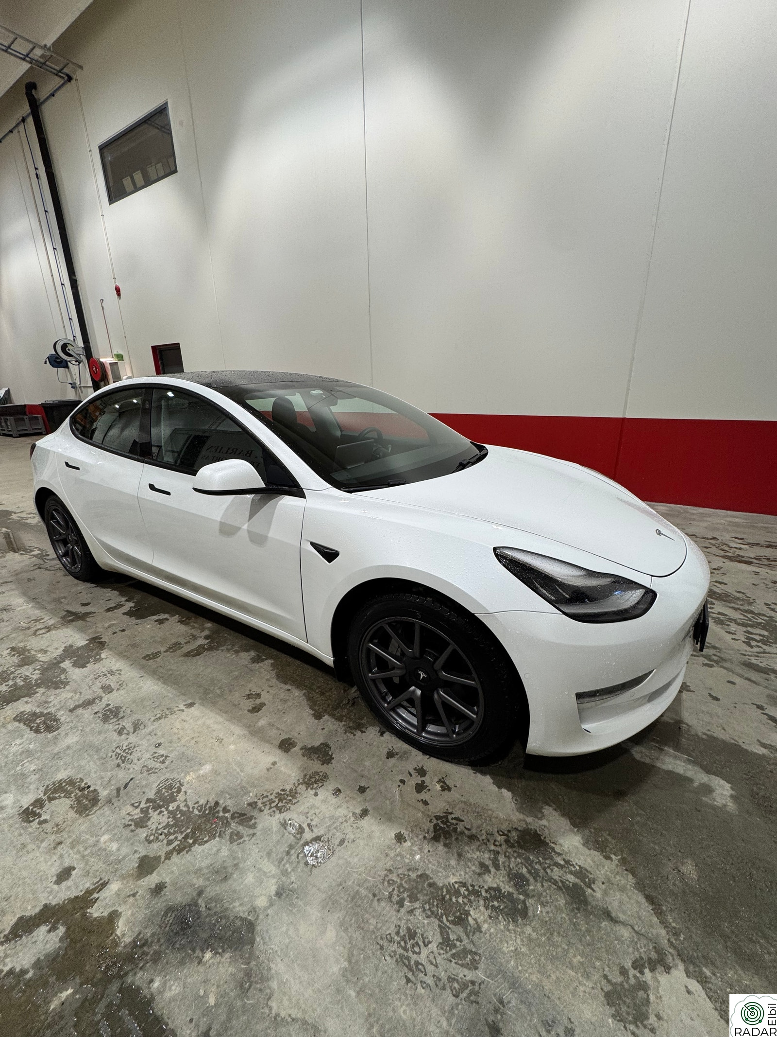 TESLA Model 3 Long Range AWD