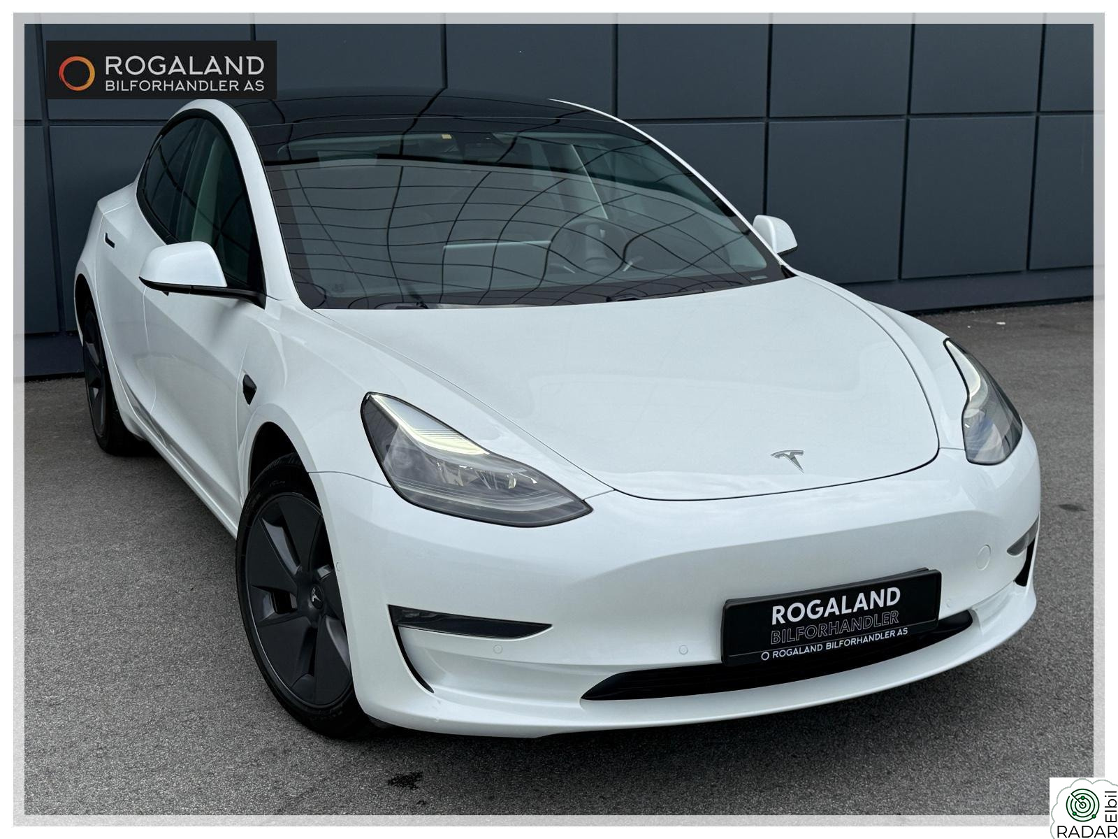 TESLA Model 3 Long Range AWD 580km/ Autopilot/ Krok/ Premium/ 1 Eier