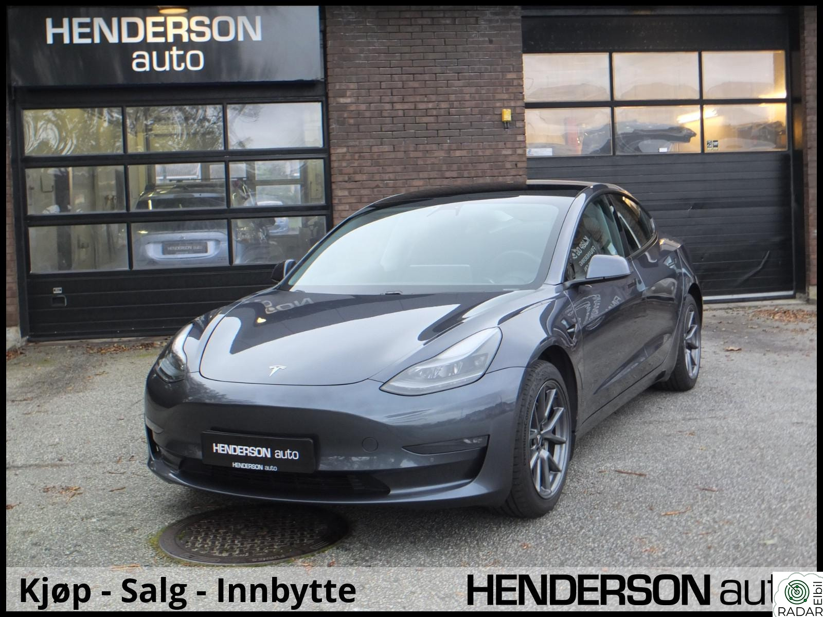TESLA Model 3 Long Range AWD Premium Skinn/Krok/V.Pumpe/Navi/Panorama