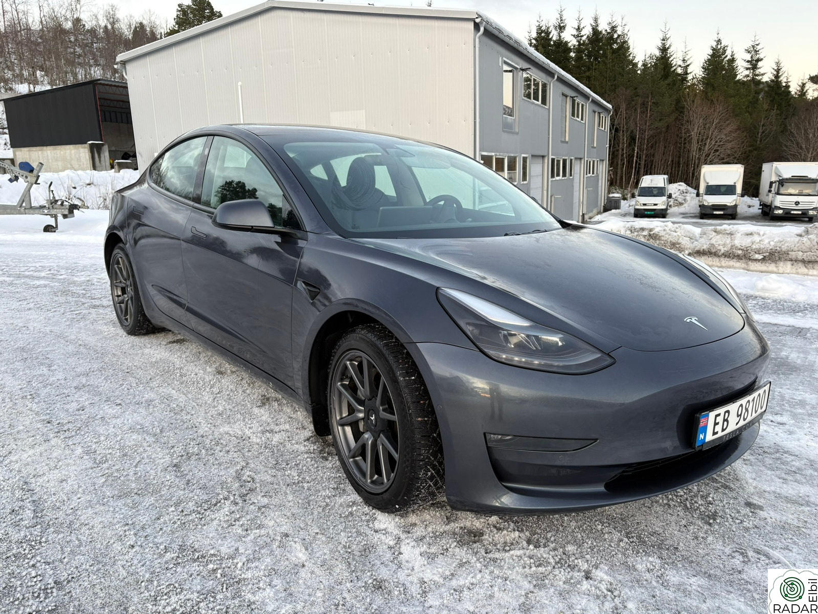 TESLA Model 3 Long Range AWD