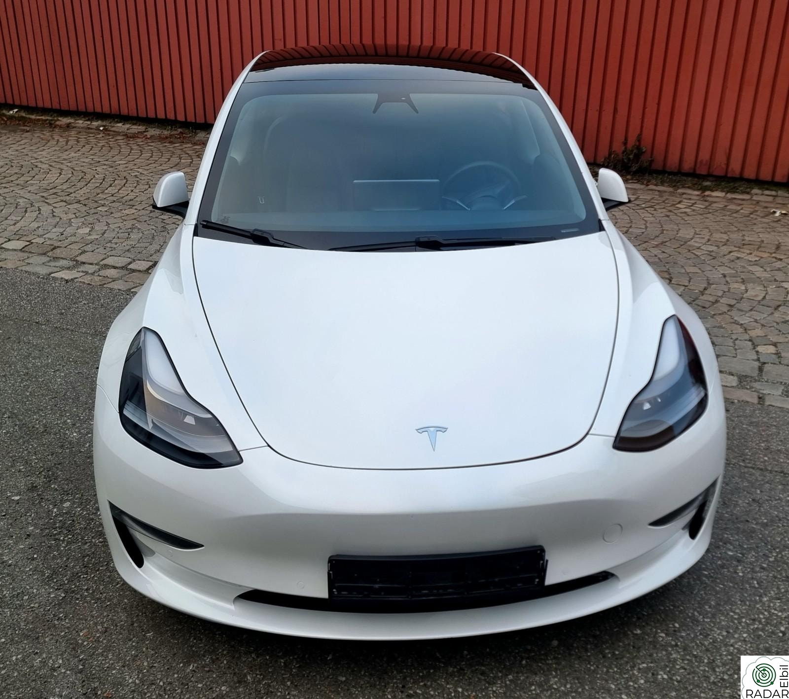TESLA Model 3 EN EIERS,LONG RANGE,AWD,LAV KM, EU I ÅR,FLOTT BIL...