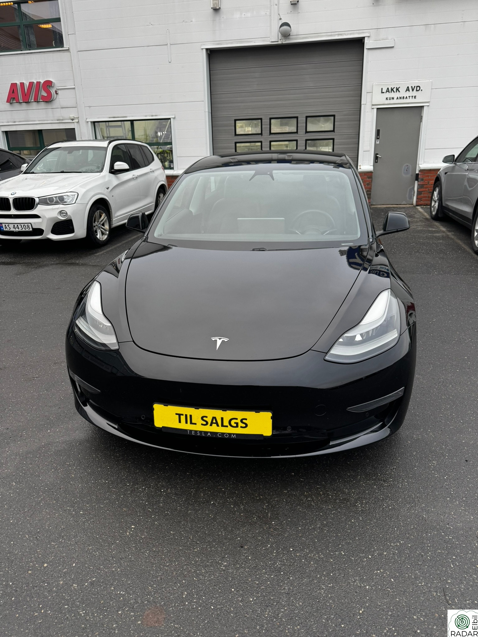 TESLA Model 3 Long Range AWD
