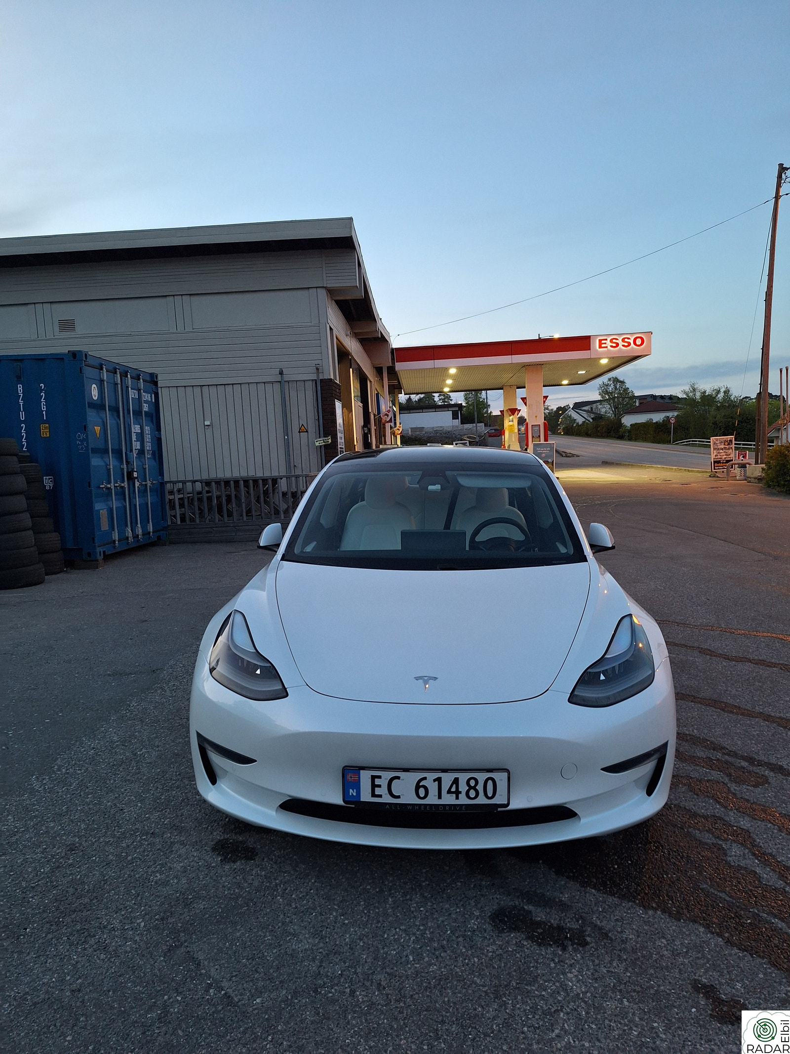 TESLA Model 3 Long Range AWD