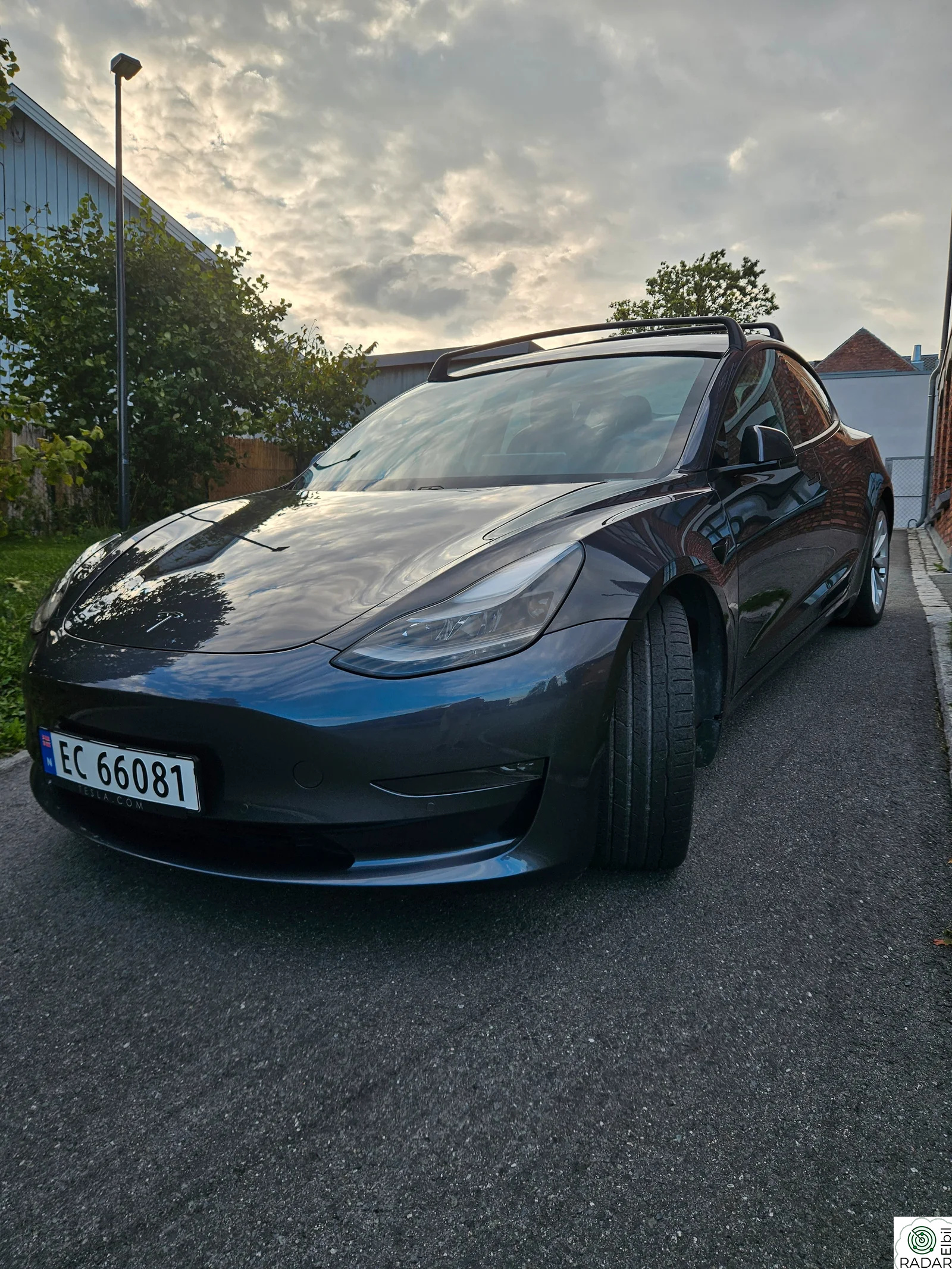 TESLA Model 3 Long Range AWD