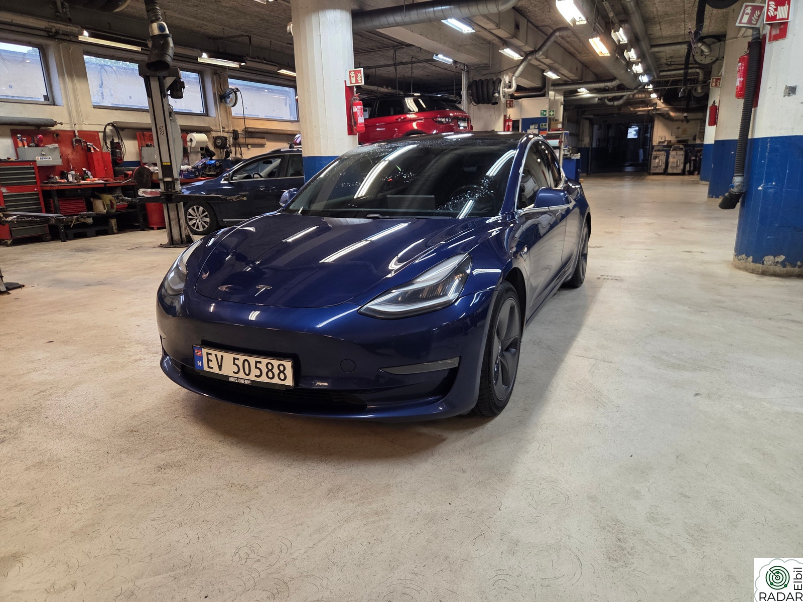 TESLA Model 3 Long Range AWD