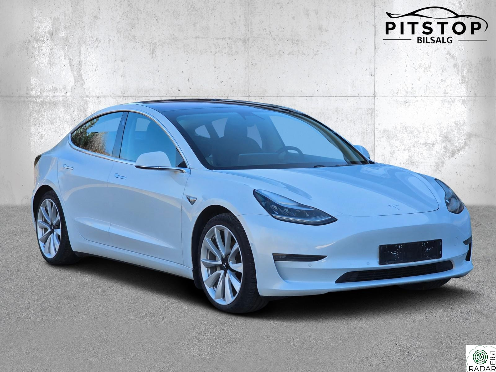 TESLA Model 3 AWD LR 560km AutoPilot Premium Skinn Panorama Euok10/28
