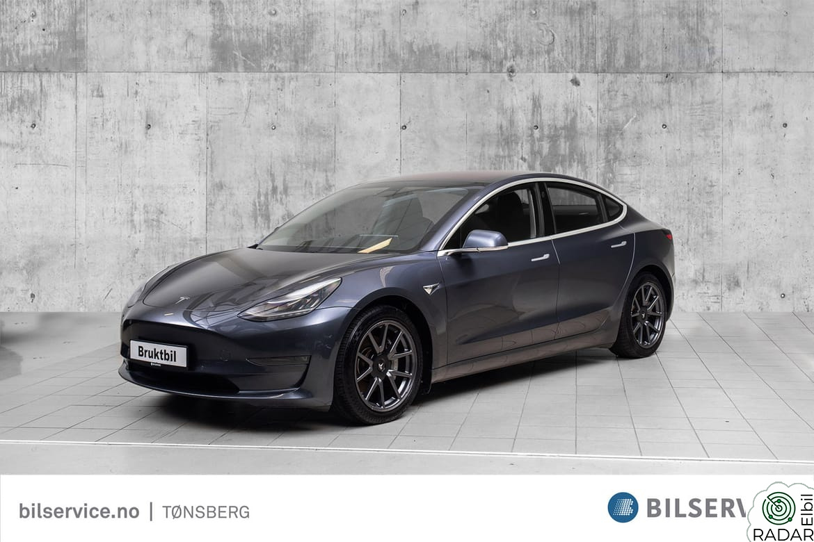 TESLA Model 3 Long Range AWD Premiumlyd/Varmepumpe/Skinn