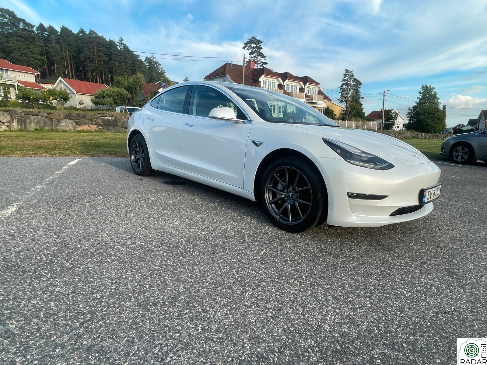 TESLA Model 3 Long Range AWD
