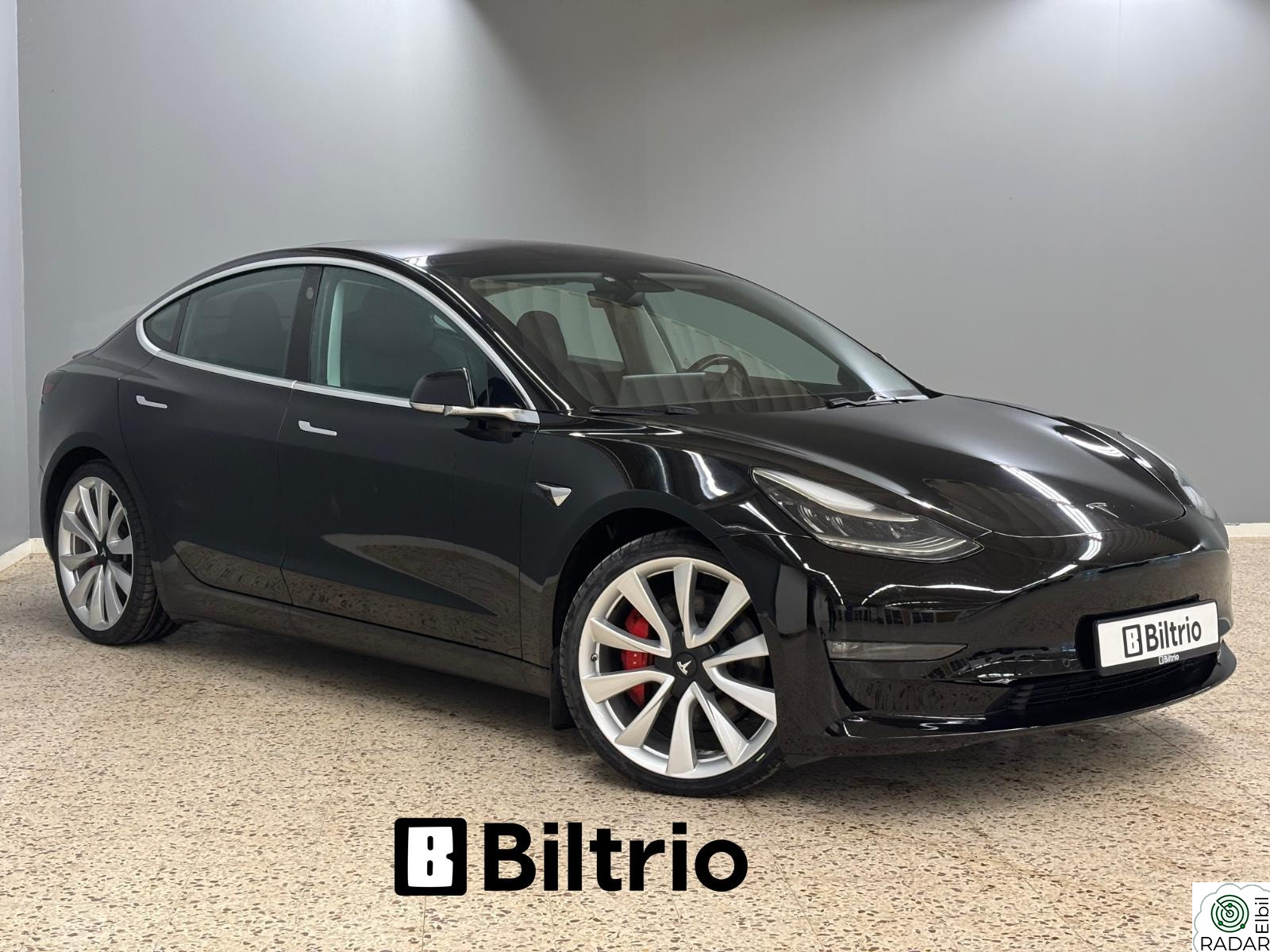 TESLA Model 3 Performance / Nye sommer dekk / Track Mode /