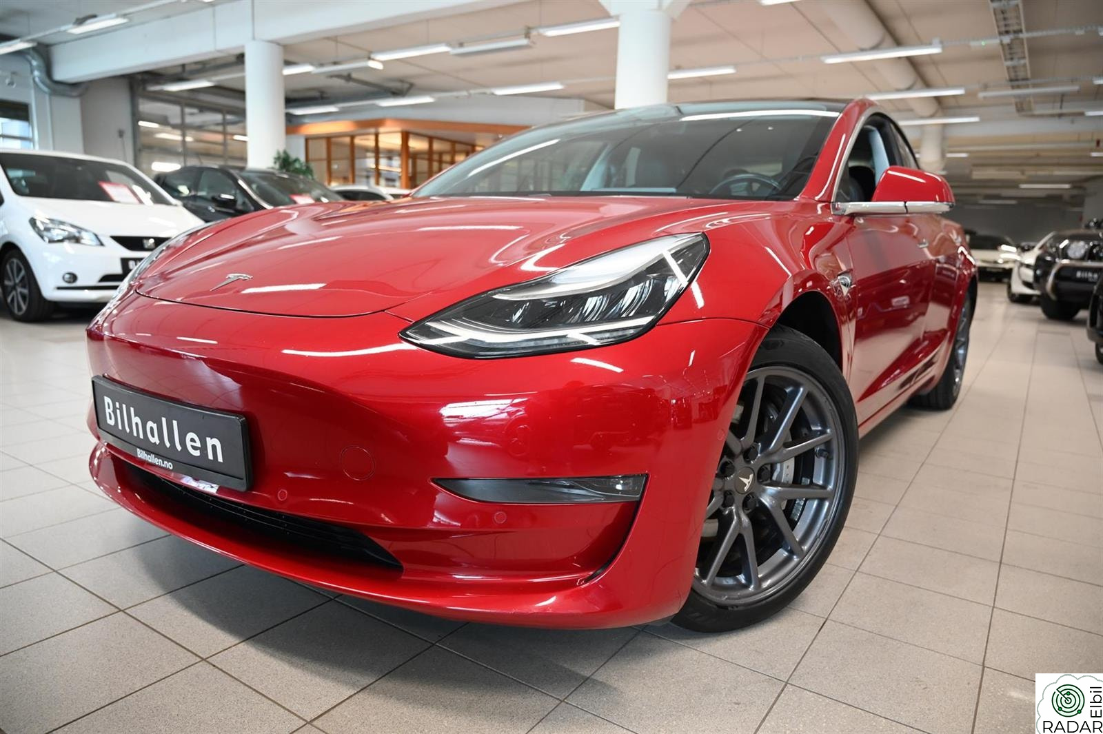 TESLA Model 3 AWD Long Range